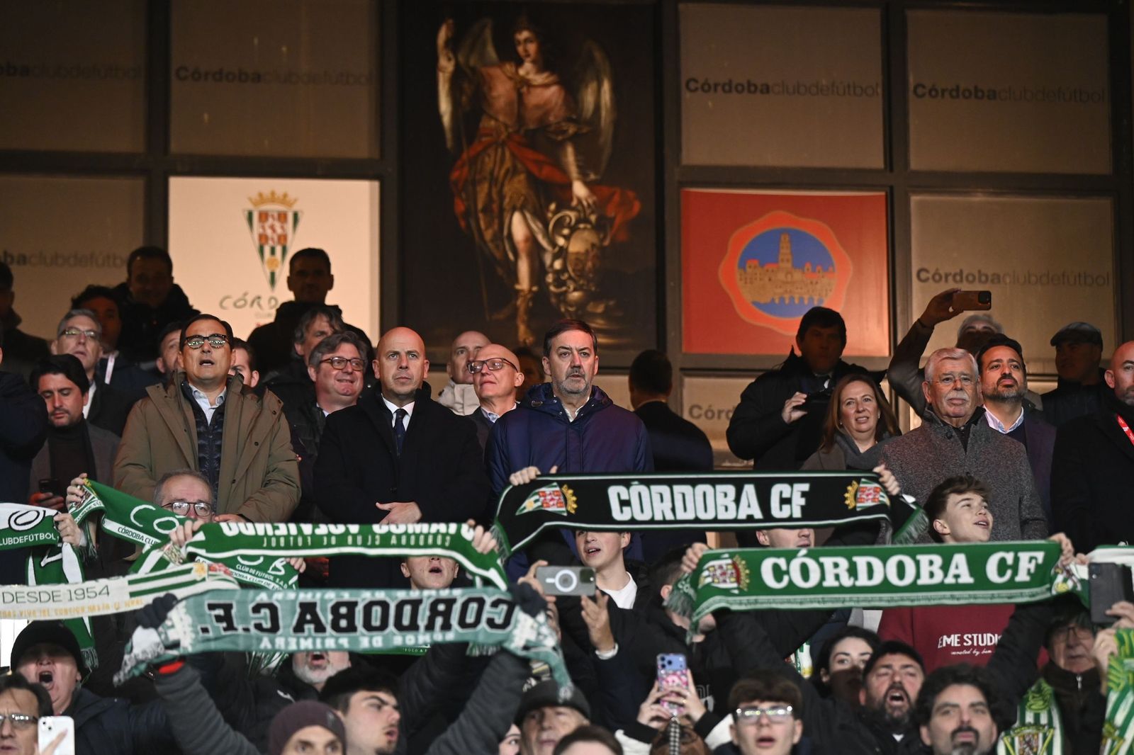 Las fotos del espectacular ambiente en El Arcángel en el derbi andaluz entre Córdoba CF y Málaga