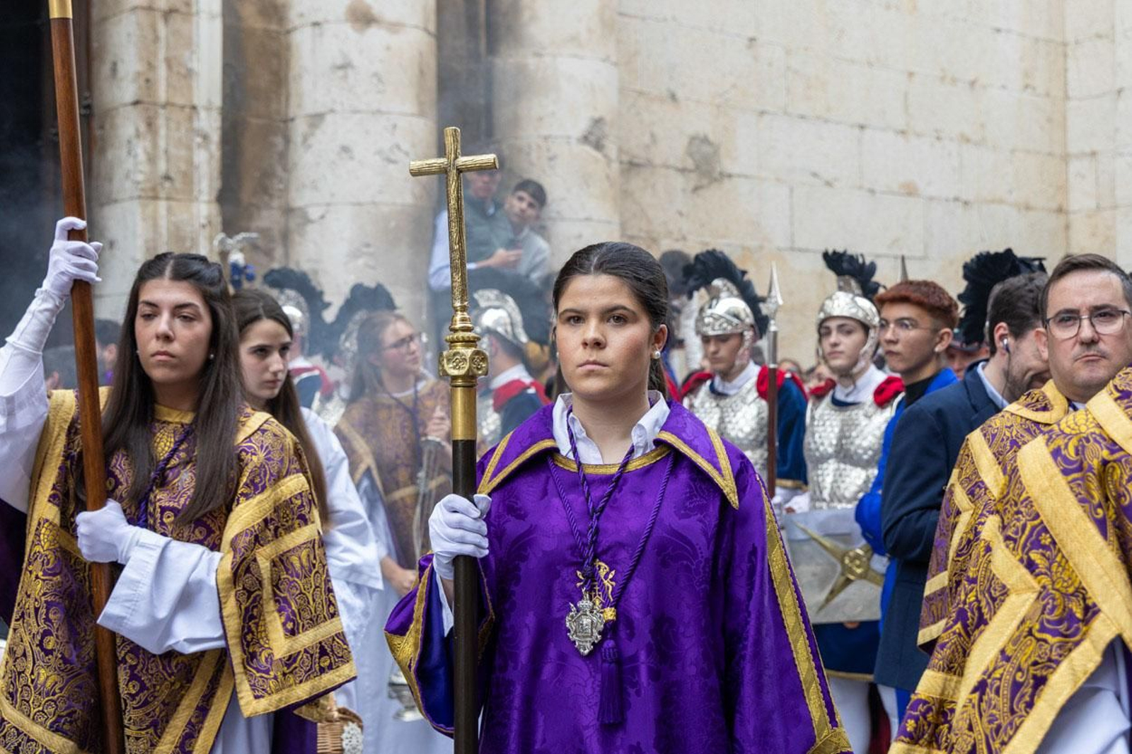 Los jiennenses arropan a las tres cofradías de la tarde en un Domingo de Ramos más caluroso de lo esperado (II)