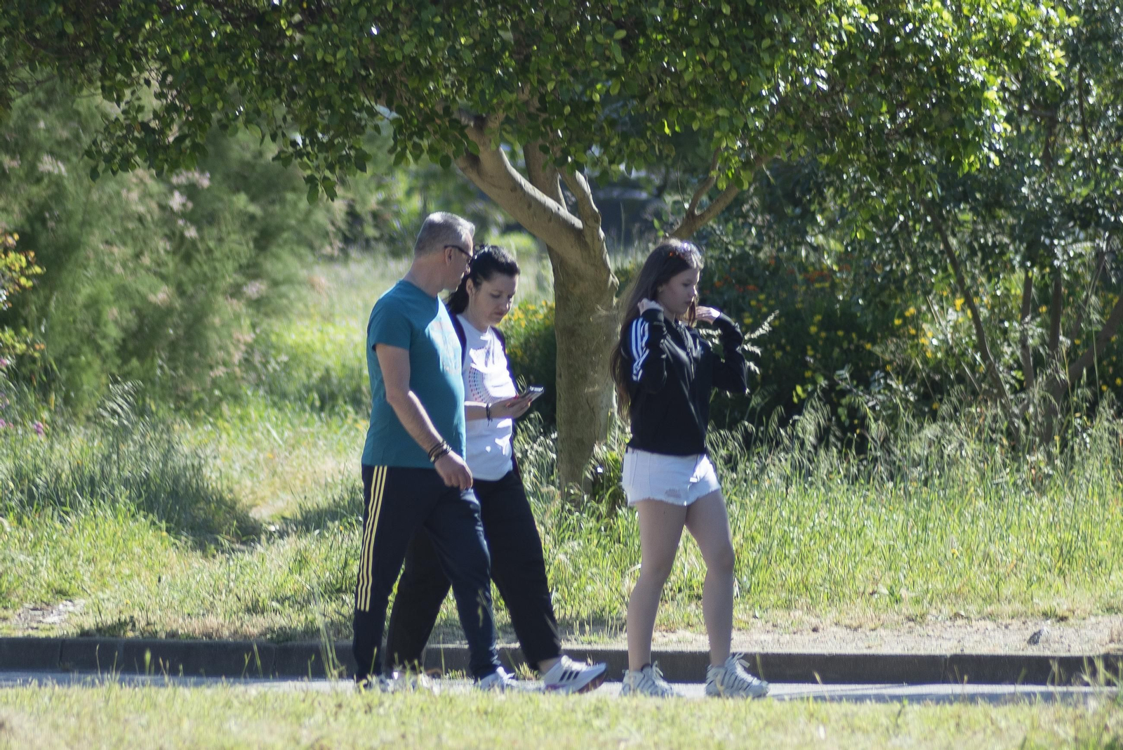 Fotos de gente practicando deporte al aire libre en La Línea