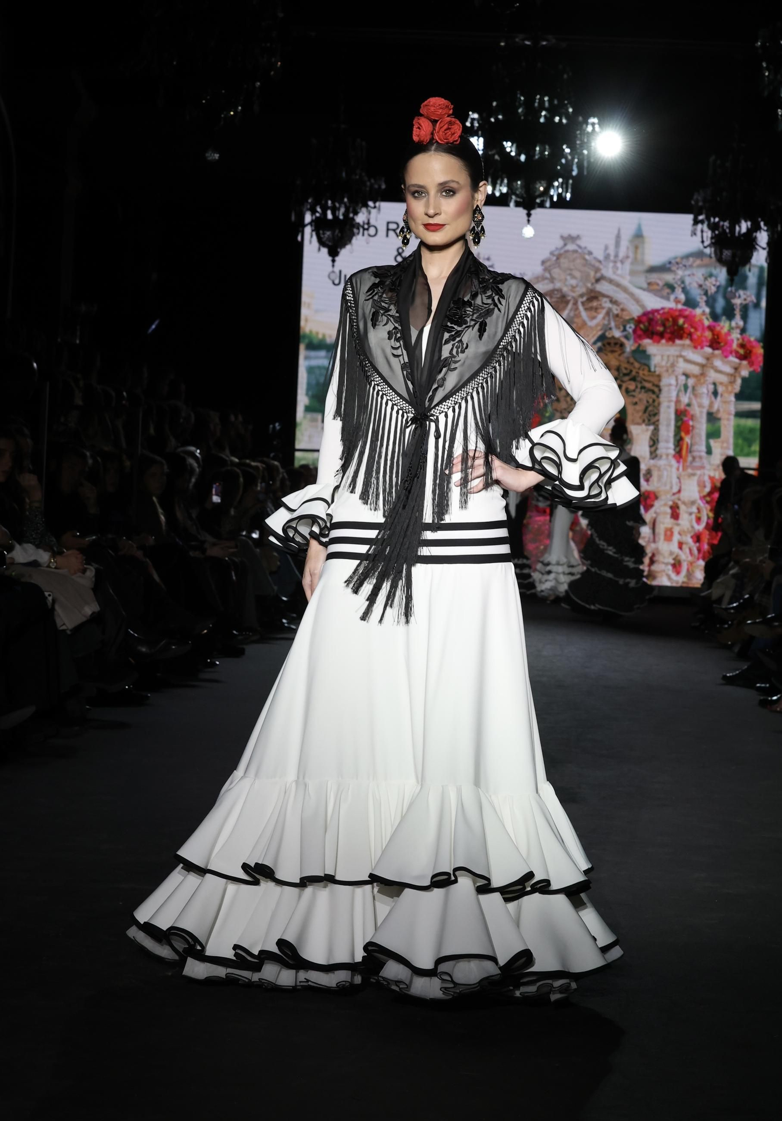 Desfile de la Hermandad del Rocío de Sevilla en We Love Flamenco 2025, todas las fotos