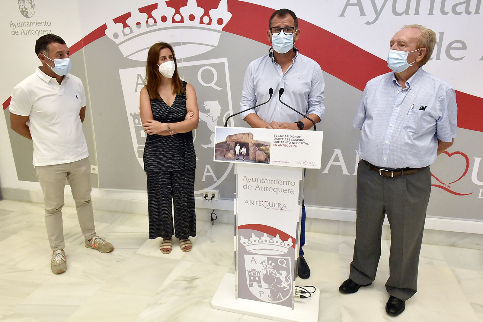 Presentación del acuerdo en el Ayuntamiento de Antequera.