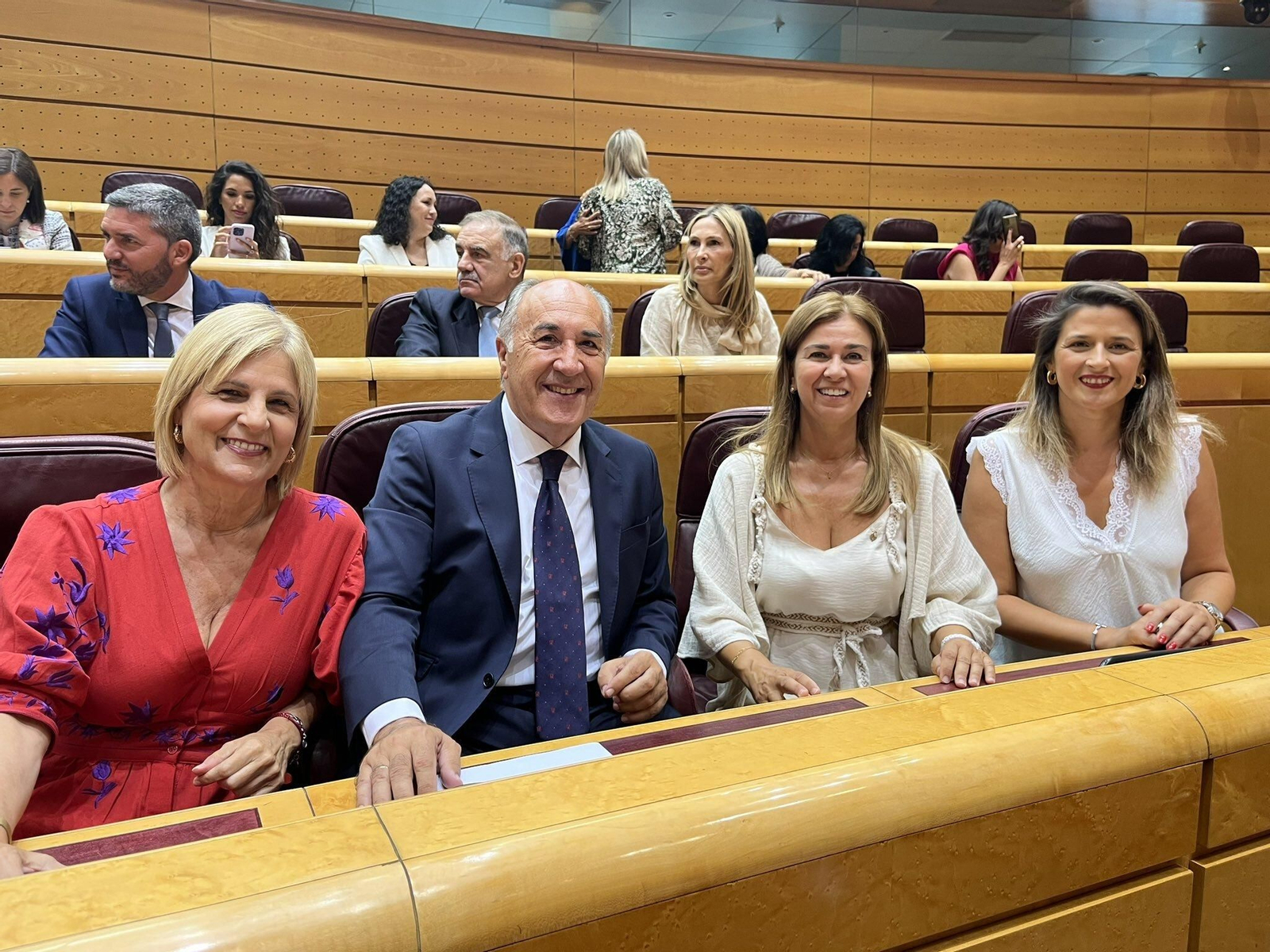María José García-Pelayo, junto con José Ignacio Landaluce, Teresa Ruiz-Sillero y Carmen Pérez.