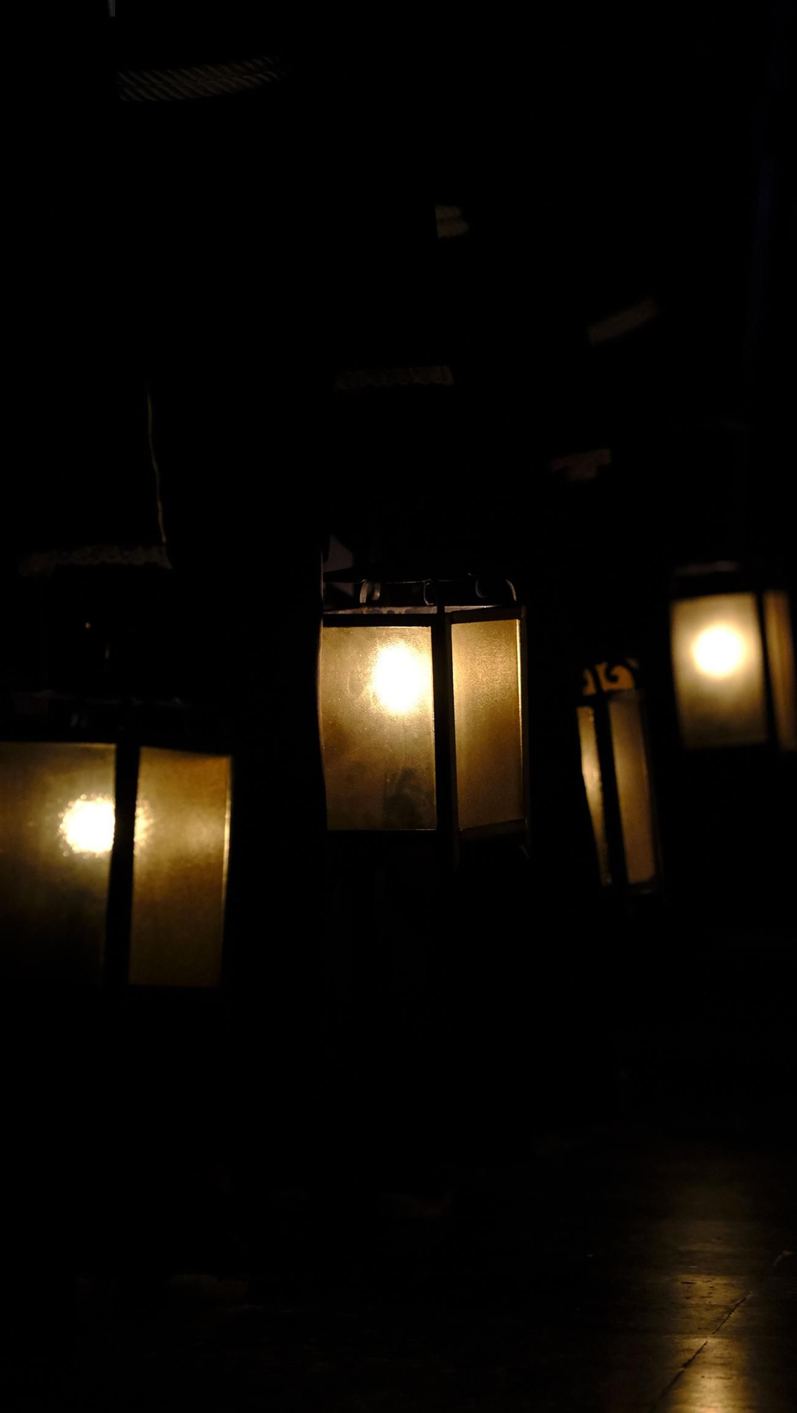 Las mejores imágenes de la Procesión del Perdón, en la noche del Martes Santo en Almería