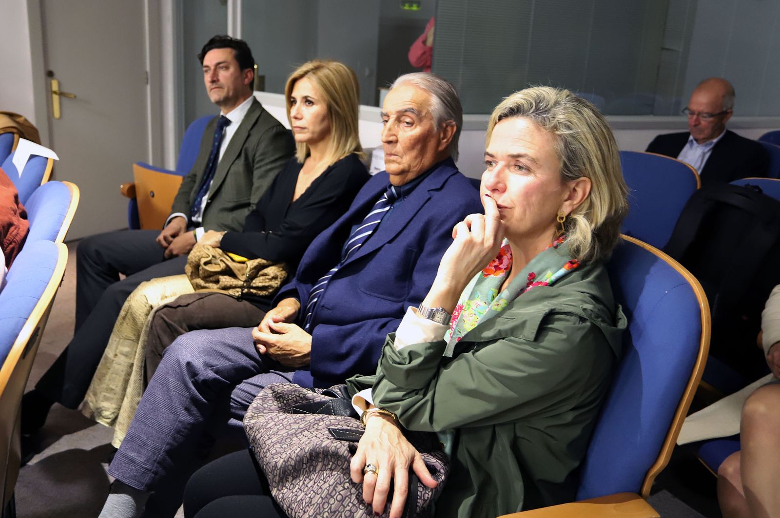 Imágenes de la presentación de la Guía de Semana Santa de Huelva Información