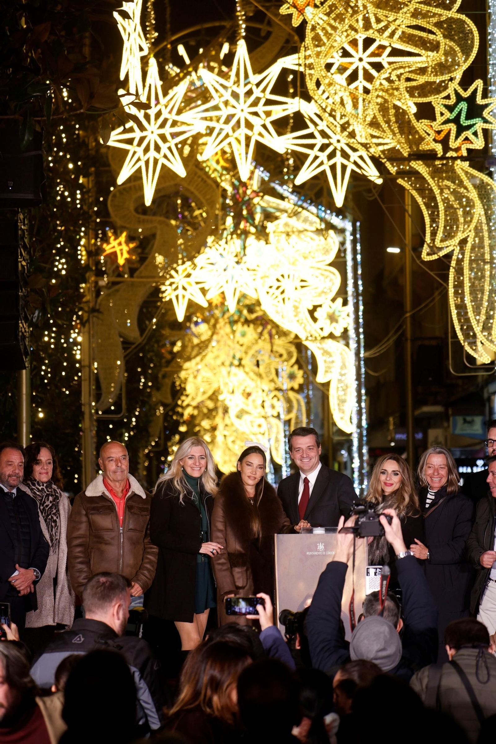 Así ha sido el espectácular encendido de las luces de Navidad de Córdoba
