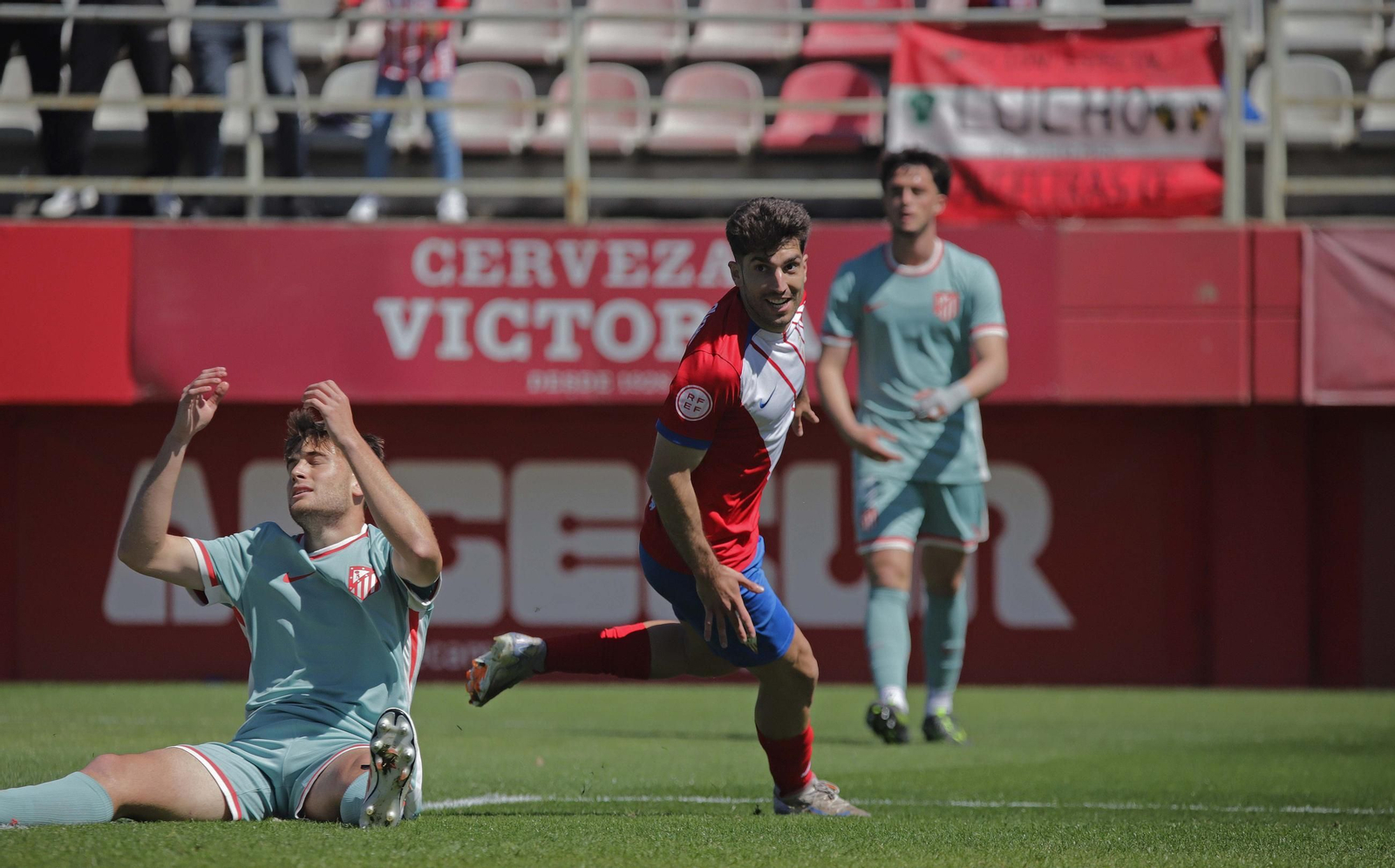 Las mejores fotos del Algeciras CF - Atlético de Madrid B de Primera Federación