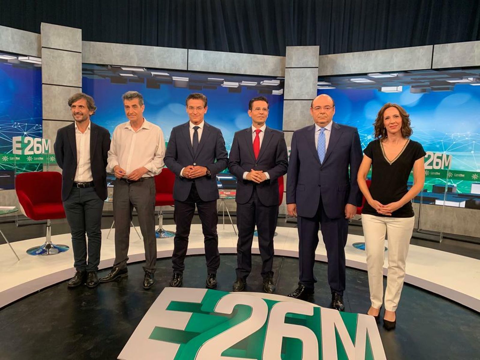 Debate entre candidatos a la Alcaldía en Canal Sur: entre el 'fuego amigo'.