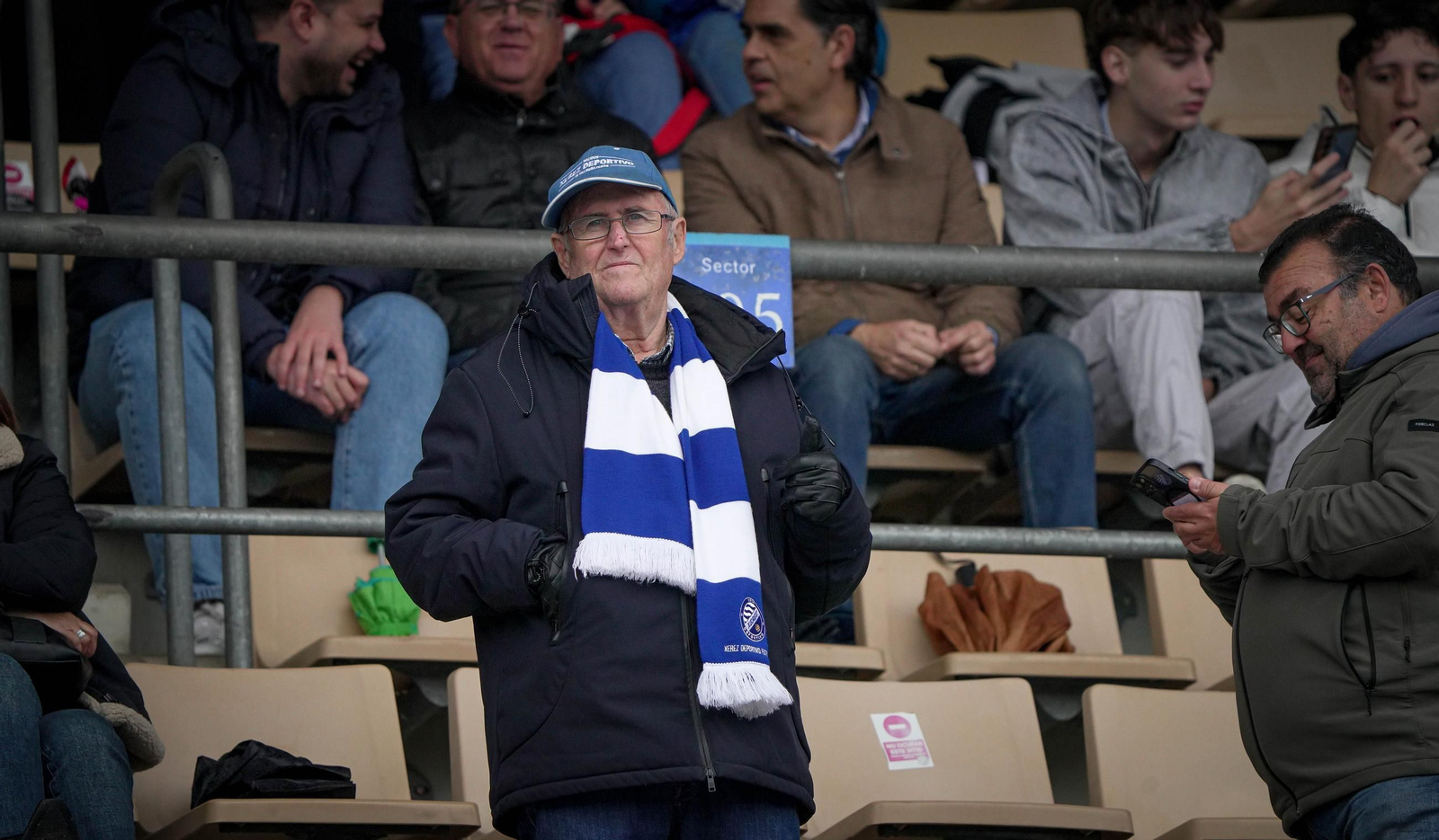 Búscate en el partido del Xerez DFC - Lorca Deportiva