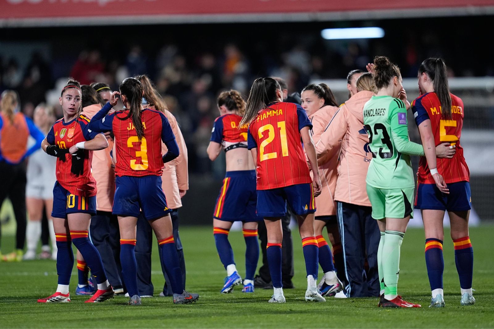 Las fotos del España-Islandia de fútbol femenino