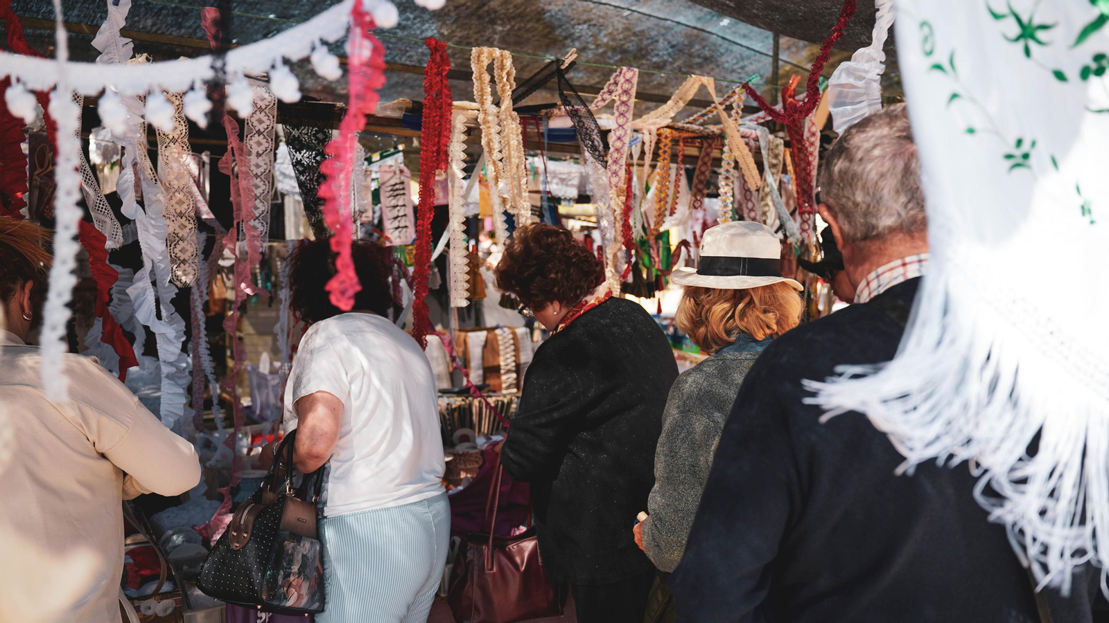 El mercadillo de Algeciras, en imágenes