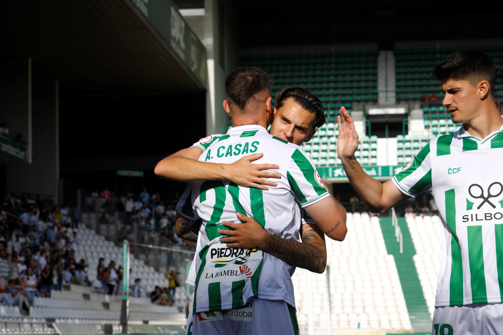 Las mejores fotos del ambiente en El Arcángel para el Córdoba CF - Algeciras