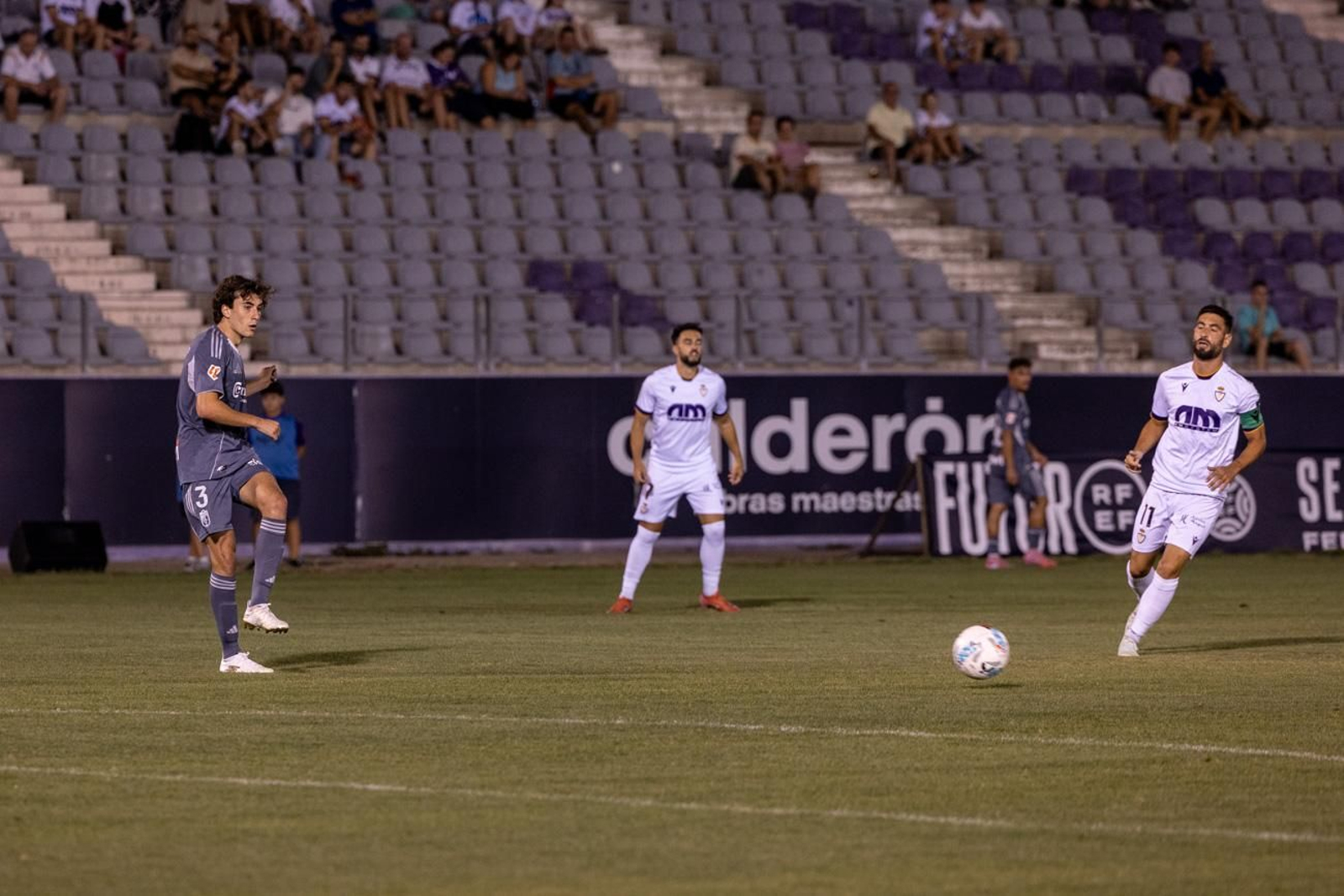 Las mejores imágenes del Real Jaén 3 - 2 Granada CF en el XLI Trofeo del Olivo