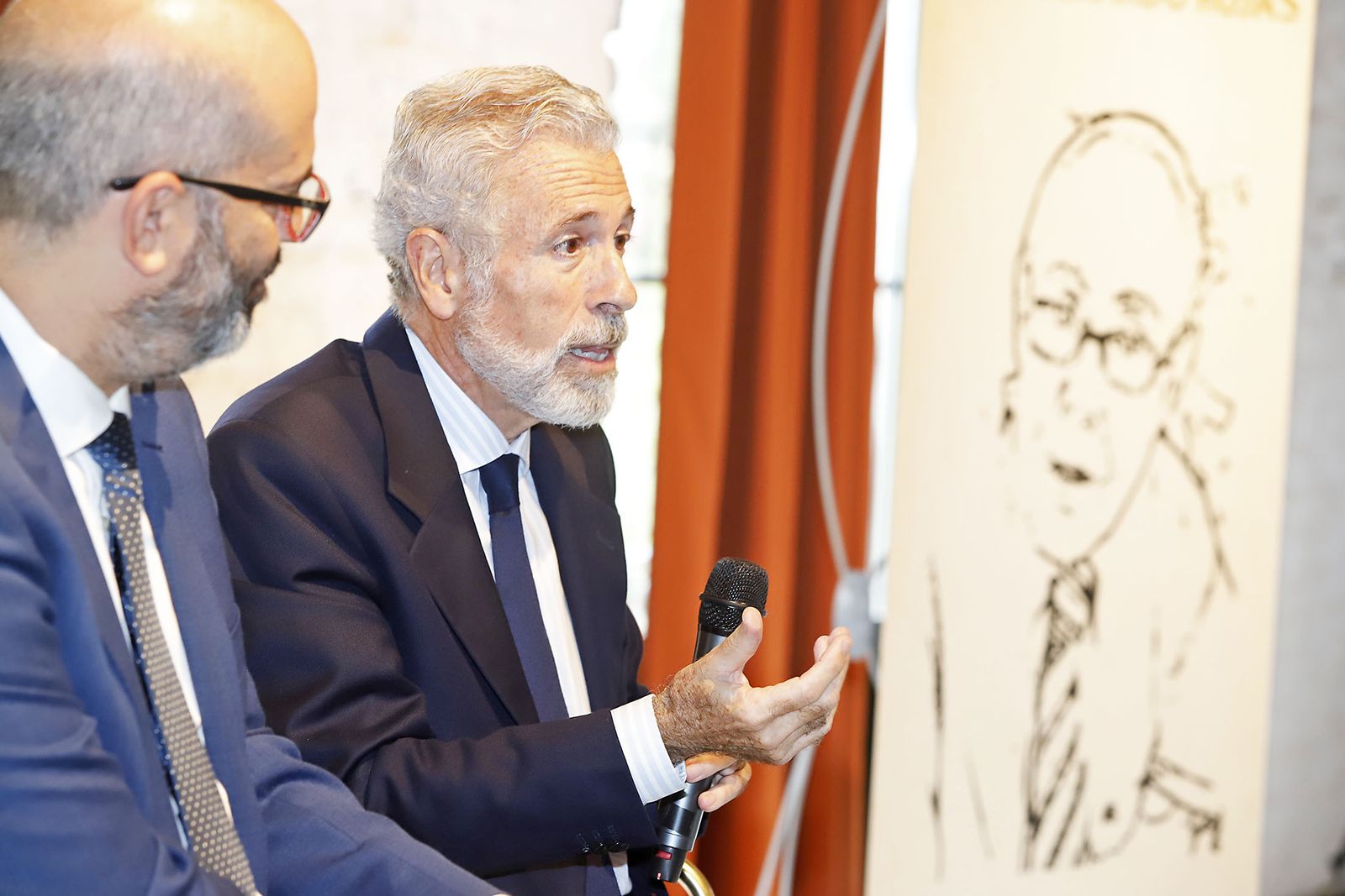 Imágenes del Foro Gerardo Rojas de Huelva Información