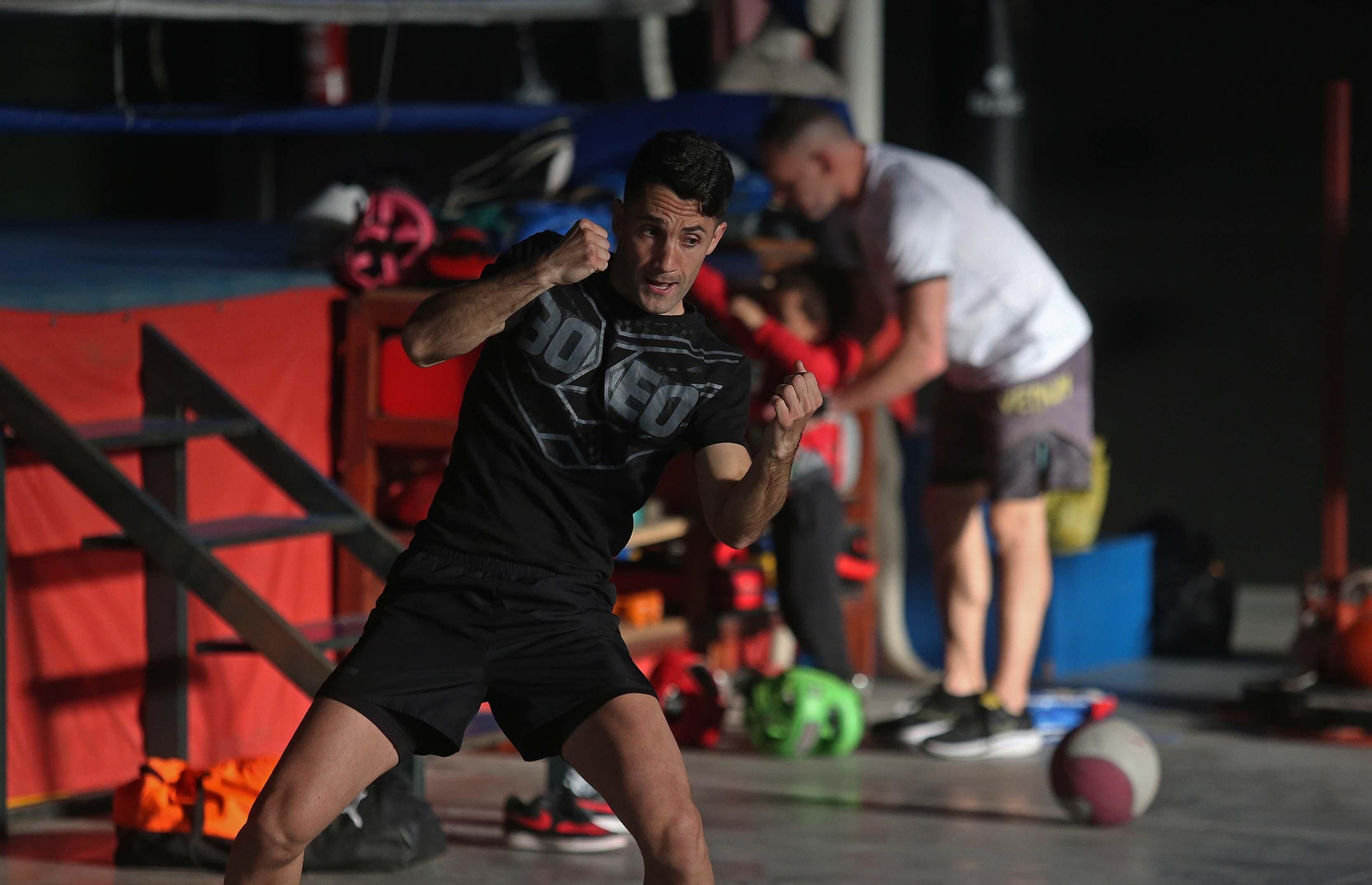 Fotos del entrenamiento previo al debut profesional de los boxeadores Christian Tocón Pérez Abdellah y Tyronne Buttigieg del Club Don Principe de La Línea Fotos del entrenamiento previo al debut profesional de los boxeadores Christian Tocón Pérez Abdellah y Tyronne Buttigieg del Club Don Principe de La Línea