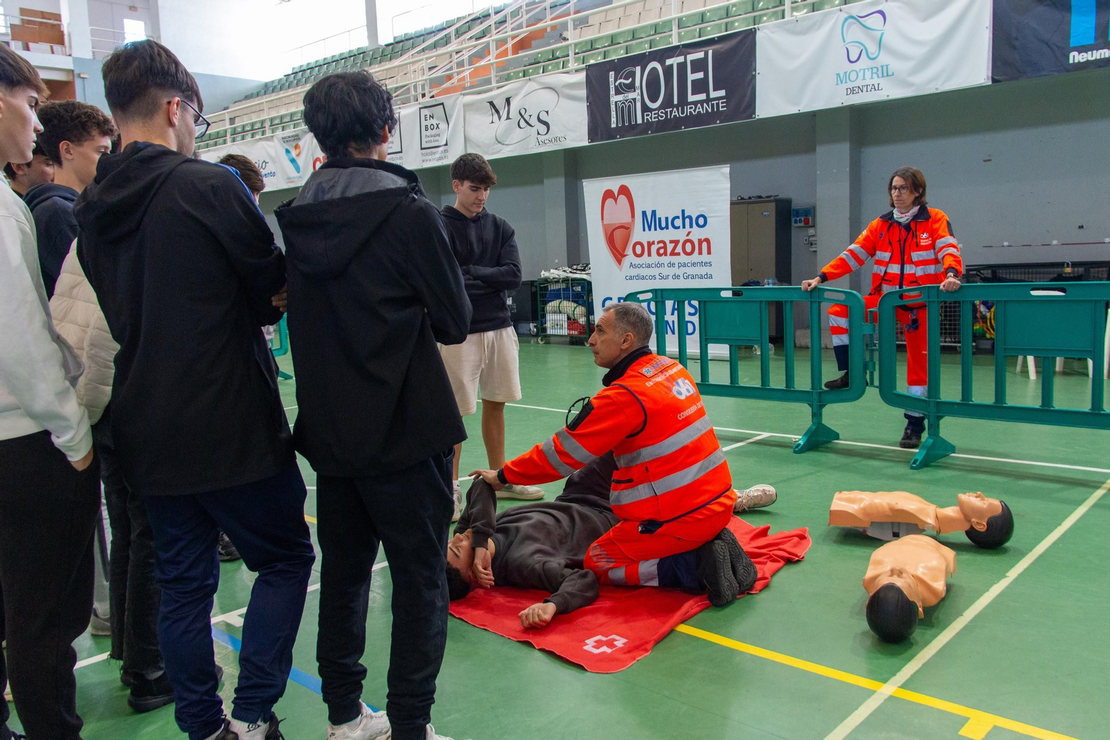 Más de 1.500 escolares reciben técnicas básicas de reanimación cardiopulmonar en Motril
