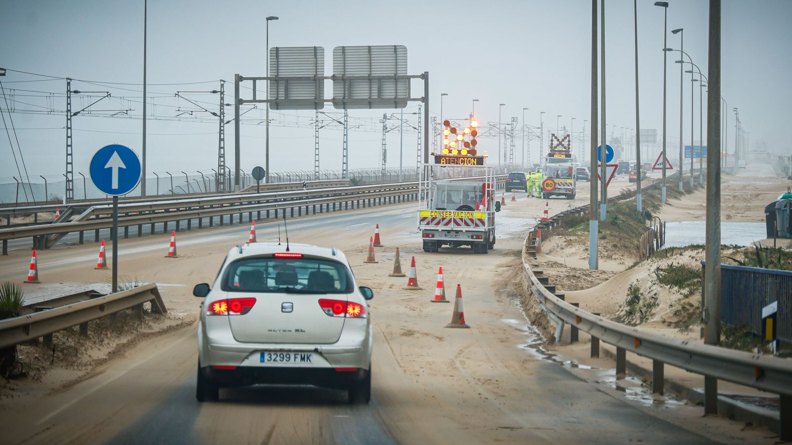 Imágenes de las incidencias y destrozos provocados por la borrasca Kristin en Cádiz