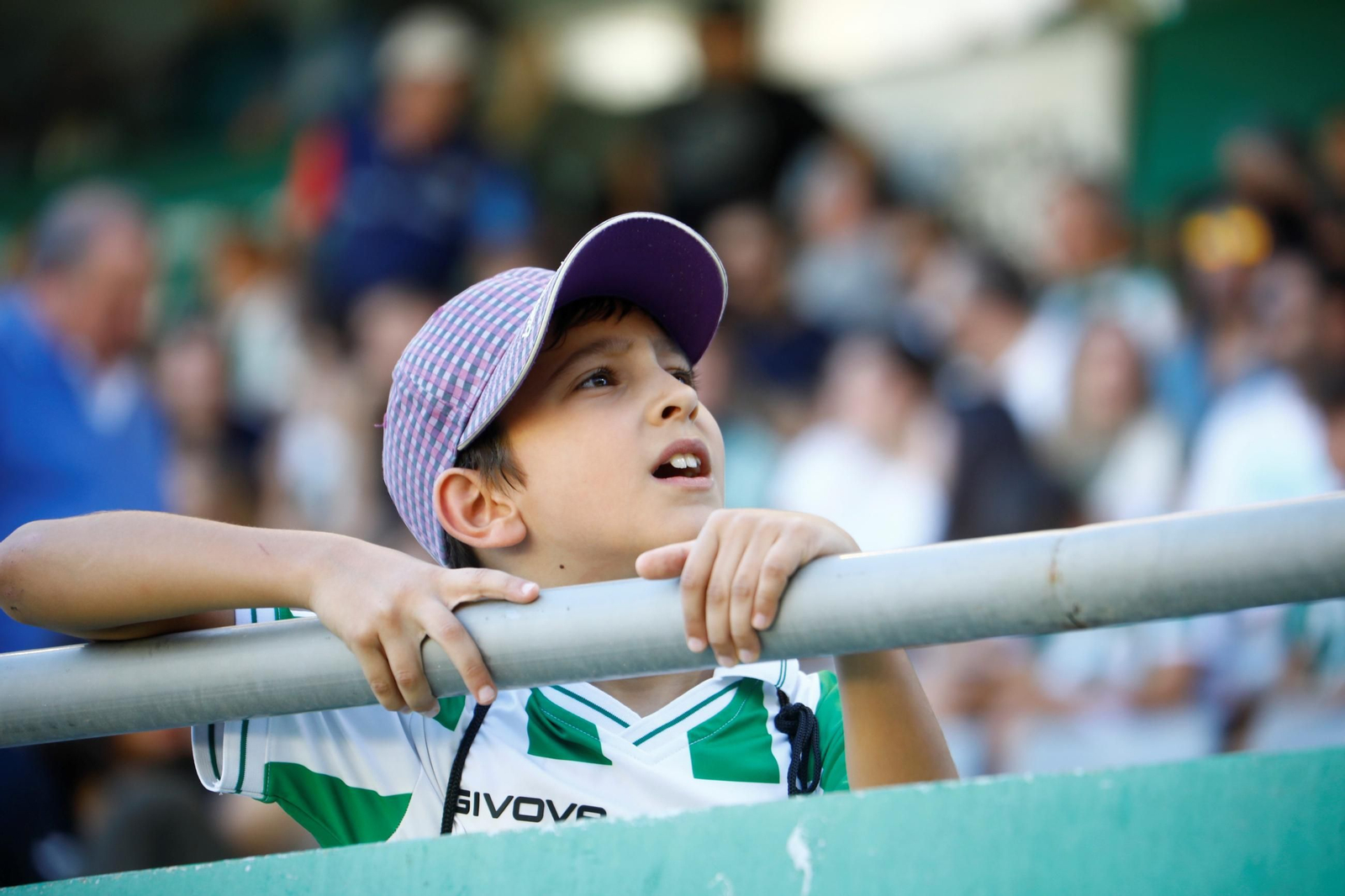 Las mejores fotos del ambiente en El Arcángel para el Córdoba CF - Racing de Ferrol