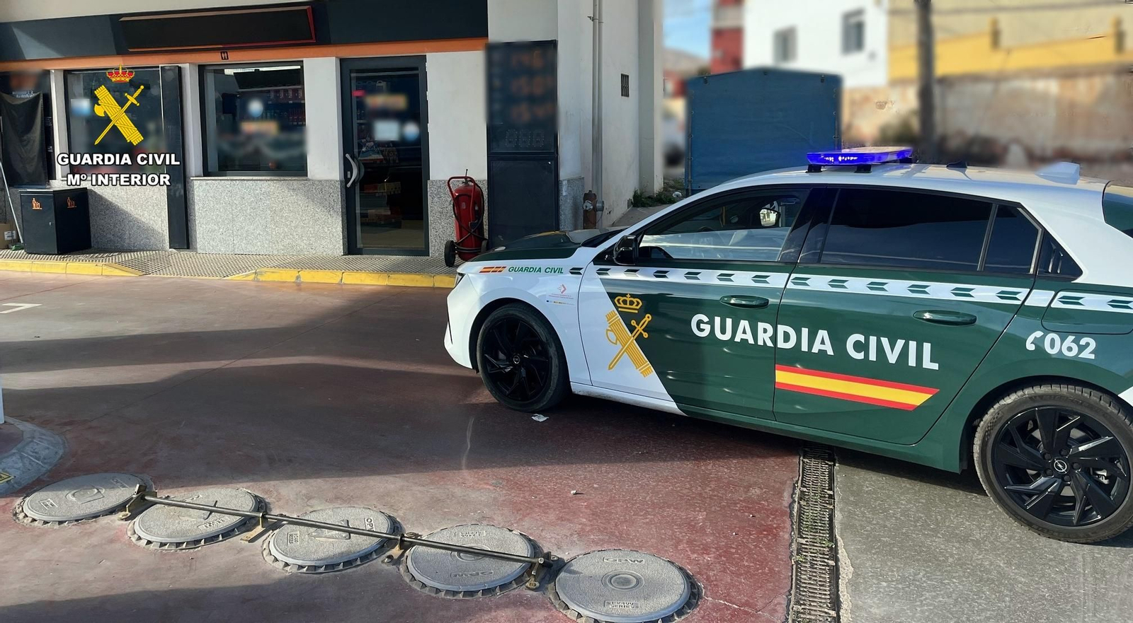 Guardia Civil y gasolineras colaboran para frenar el petaqueo.