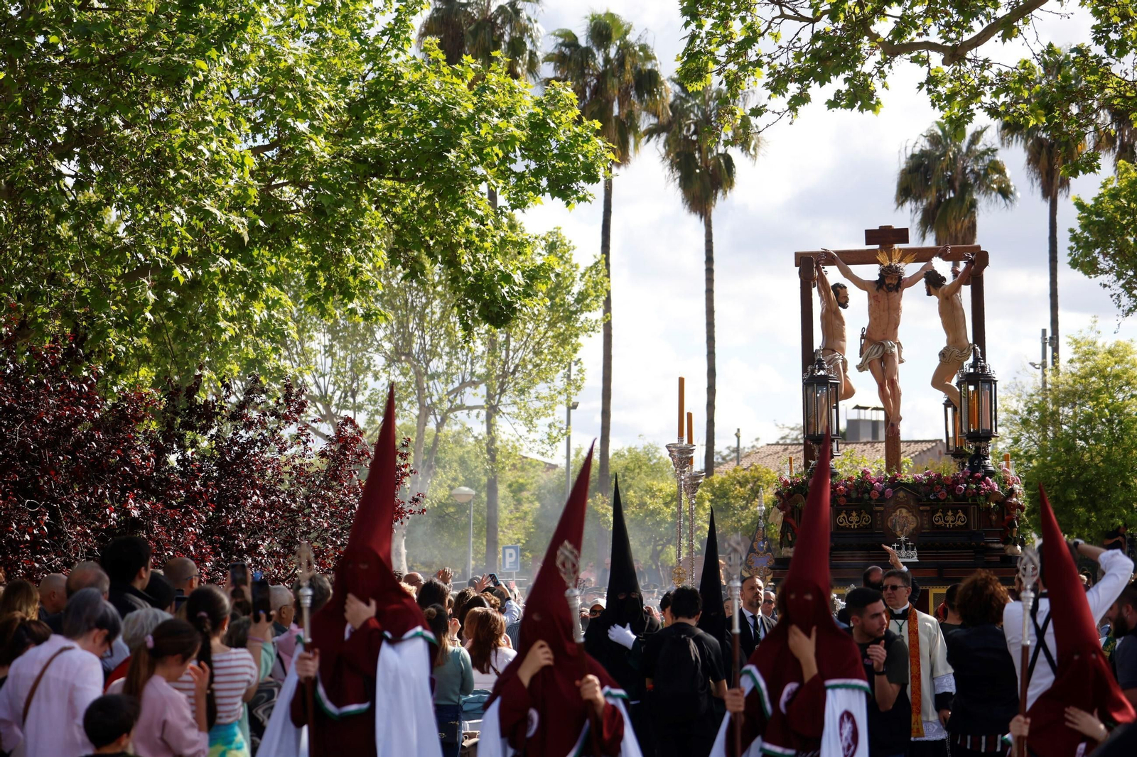 La procesión de la Conversión en este Viernes Santo de Córdoba, en imágenes