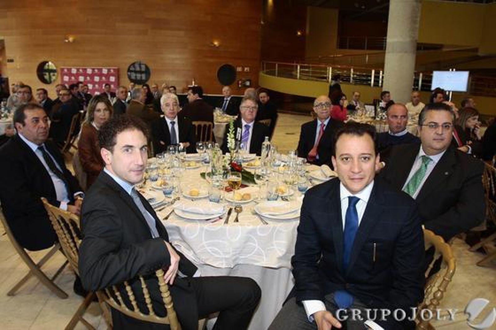 José Peña, Fermín Ruiz, Anabel Rodríguez, Manuel Martín, Francisco Aguilar, Rafael Blanco, Sergio Bleda, José Manuel Barcos y José Manuel Peña.

Foto: Maria de la Cruz/ Pepe Villoslada