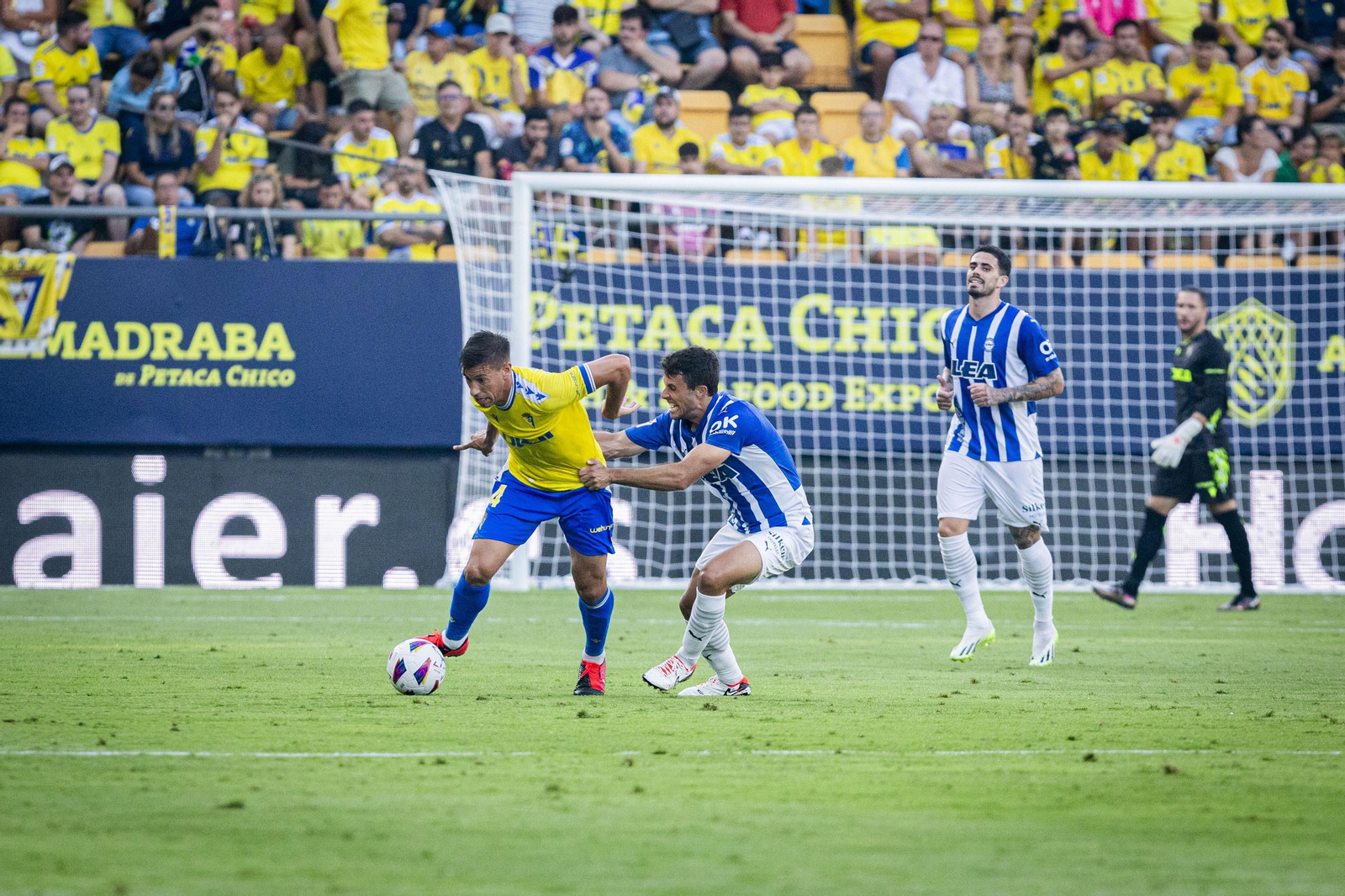 Imágenes del partido Cádiz-Alavés