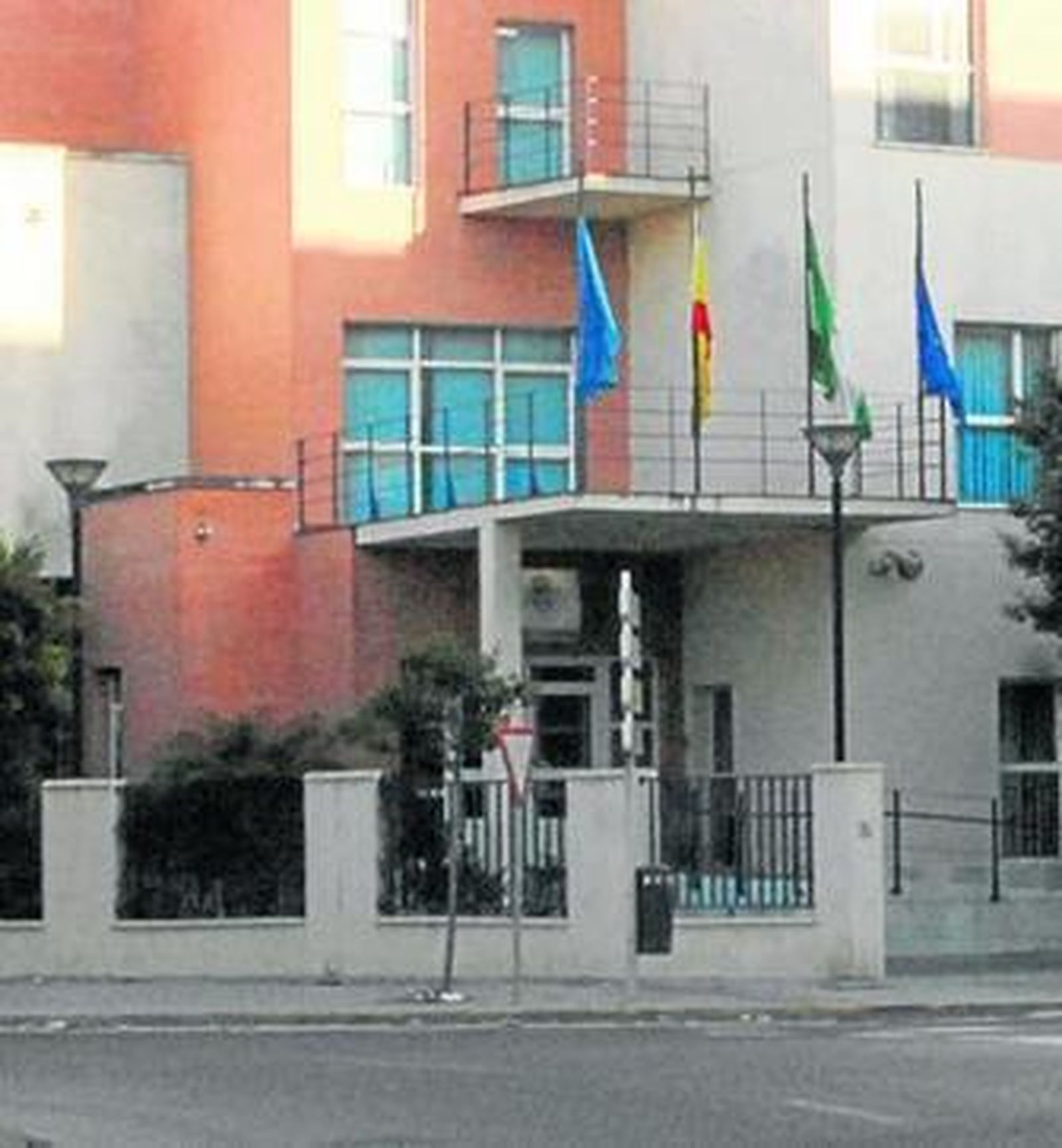 Edificio de la Policía Local, uno de los servicios en los que harán prácticas.