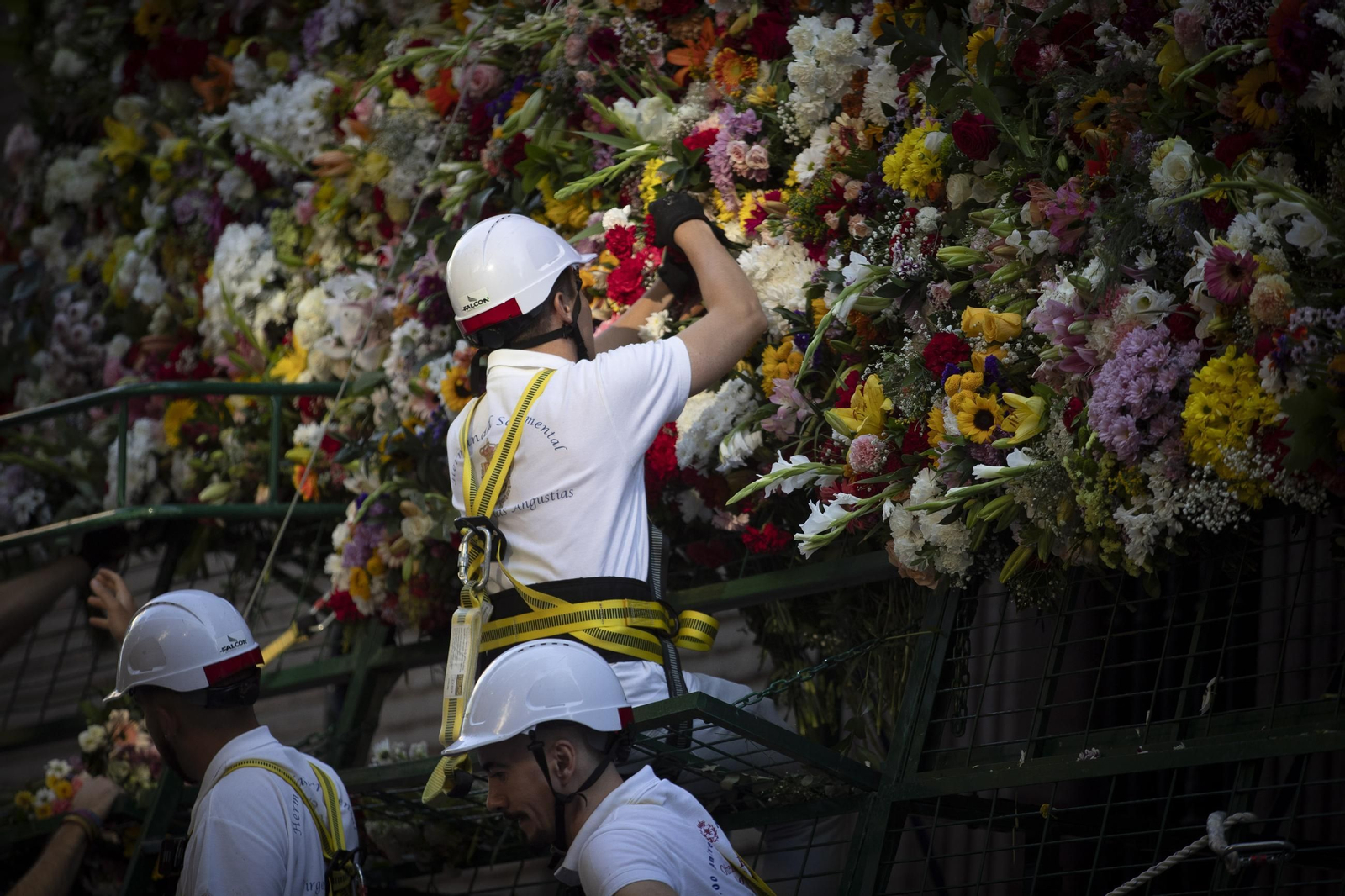 Ofrenda Floral y Solidaria a la Virgen de las Angustias de Granada, Septiembre 2025.jpg