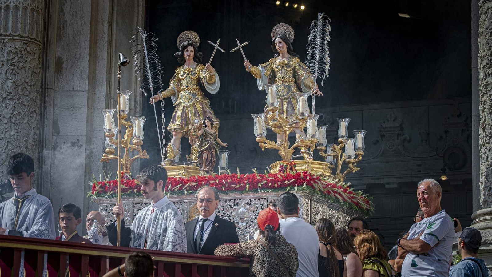 Búscate entre las imágenes del Domingo de Corpus en Cádiz