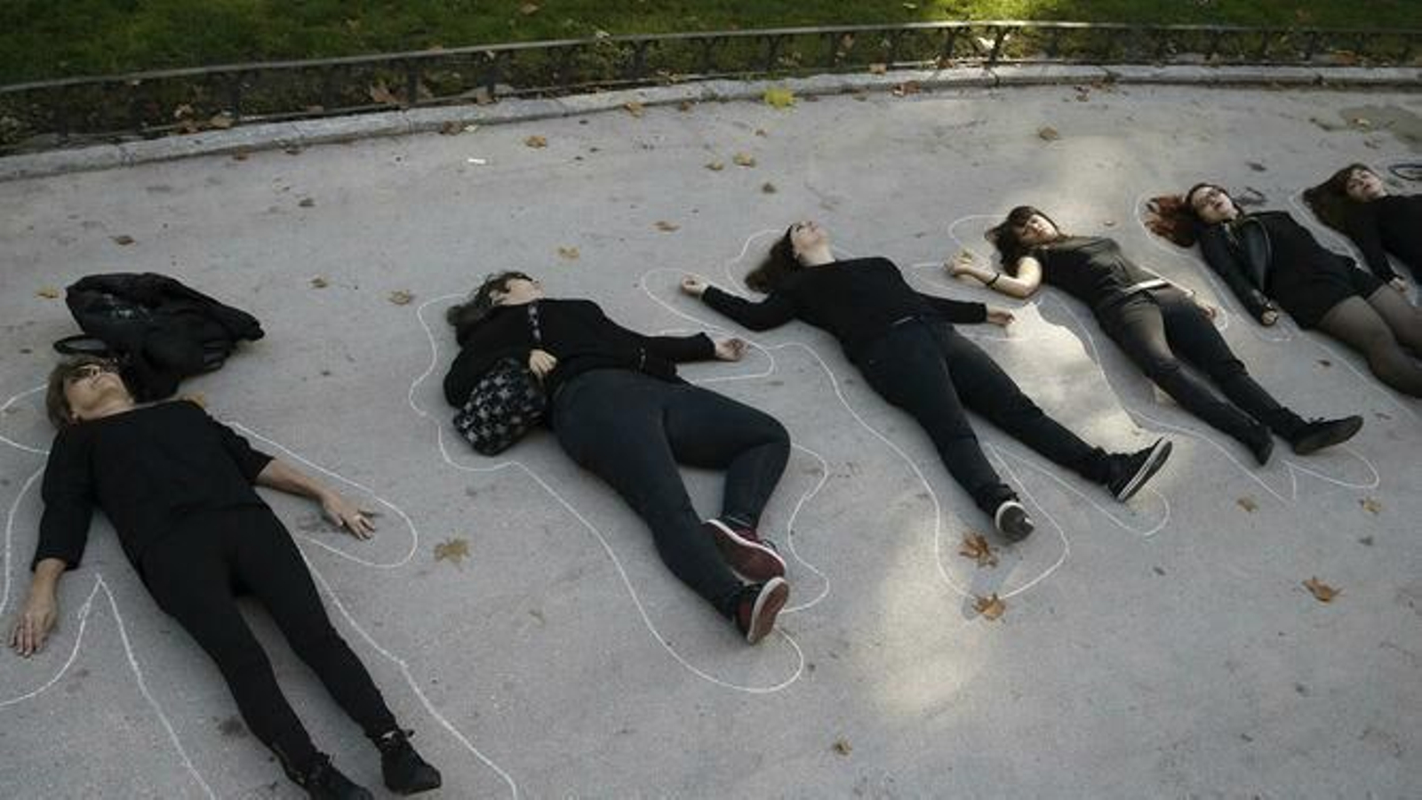 Mujeres representan a las víctimas de violencia de género