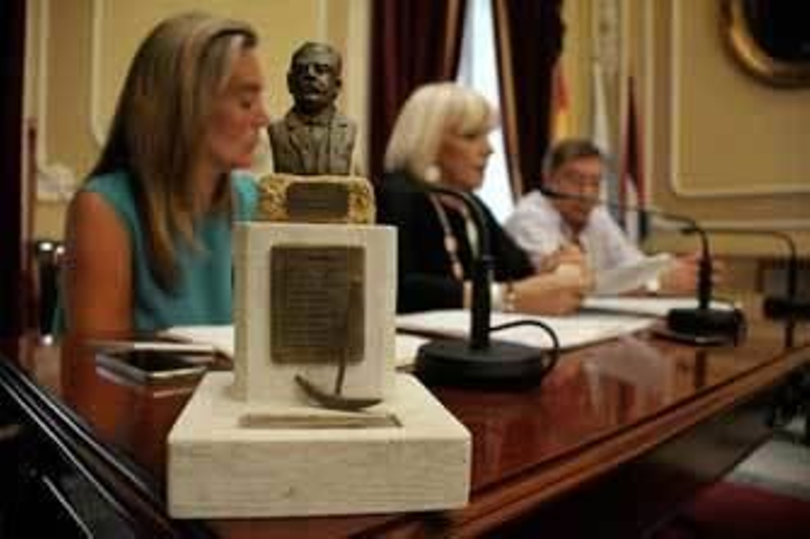 Recreación del busto del Tío de la Tiza que será colocado en el Paseo Marítimo.