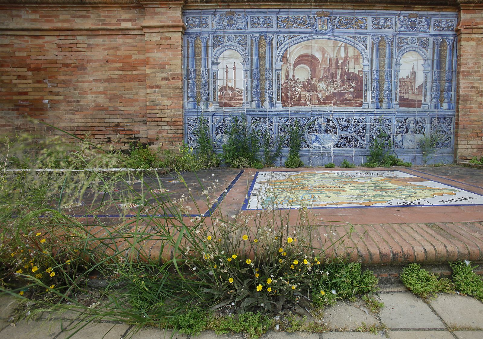 Abandono en la Plaza de España por el confinemiento