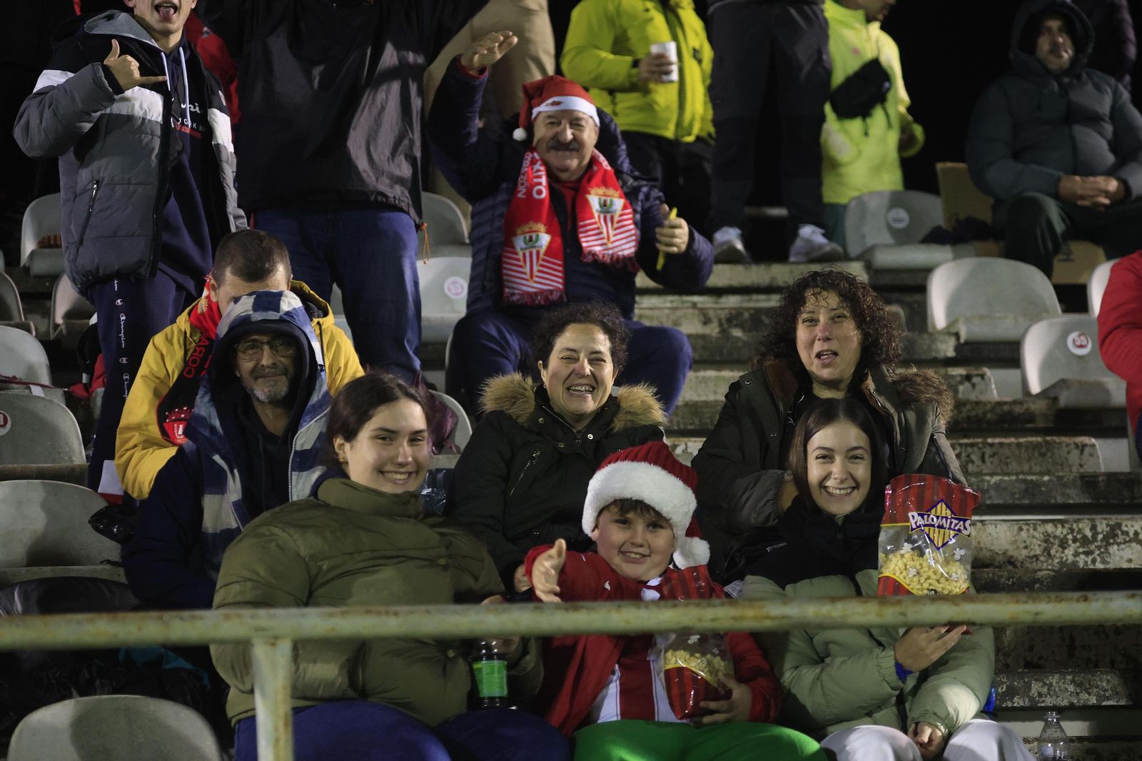 Búscate en el Nuevo Mirador durante el Algeciras - Villarreal B de Primera Federación