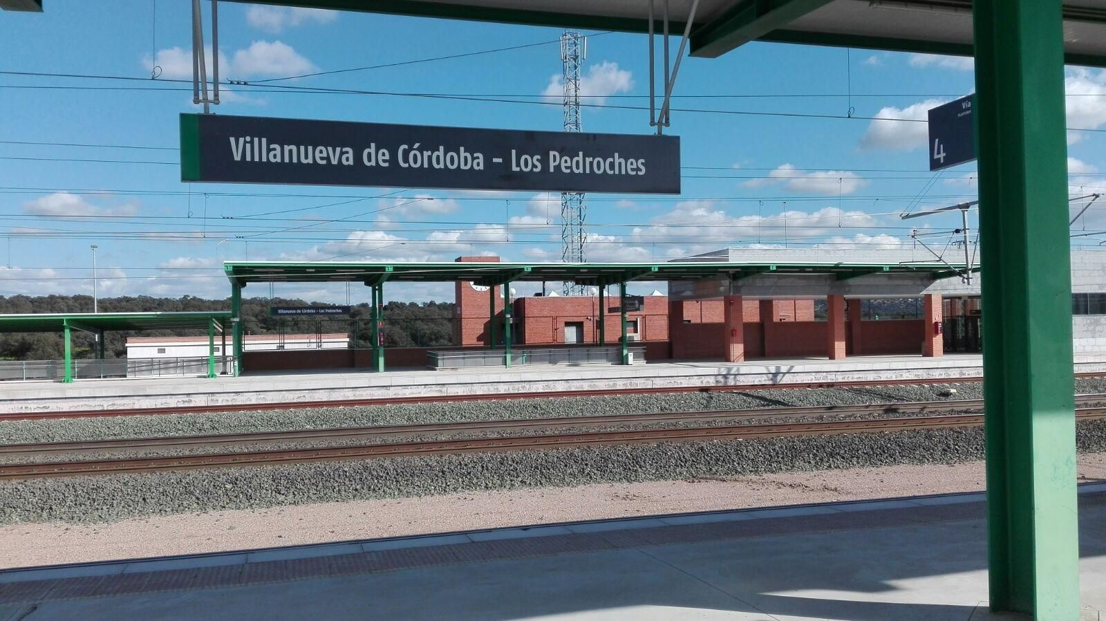 Los pasajeros tuvieron que esperar durante tres horas en Villanueva de Córdoba.