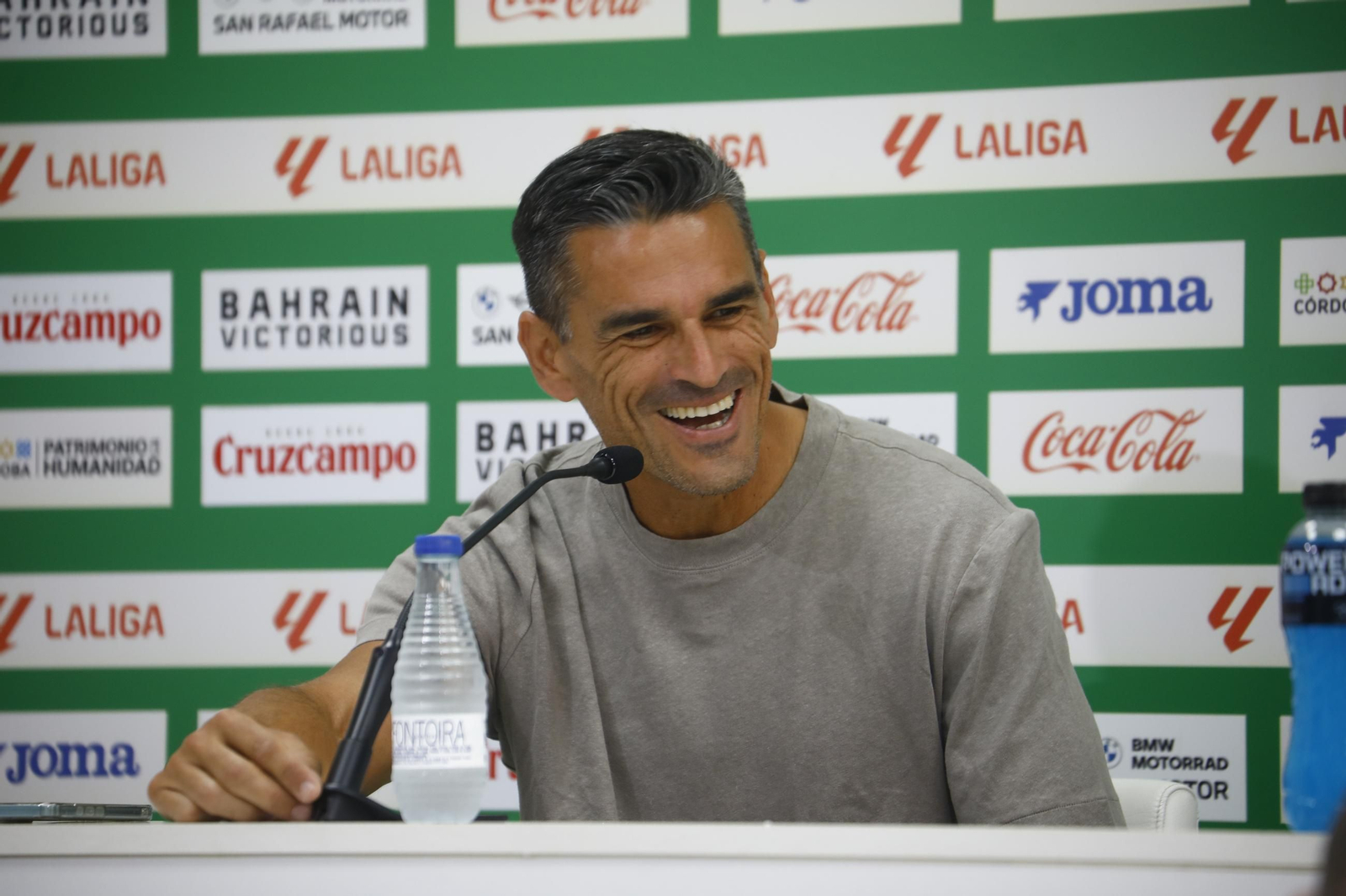 Las mejores fotos de la presentación de Adri Fuentes, Juan María Alcedo y Mariano Carmona como jugadores del Córdoba CF
