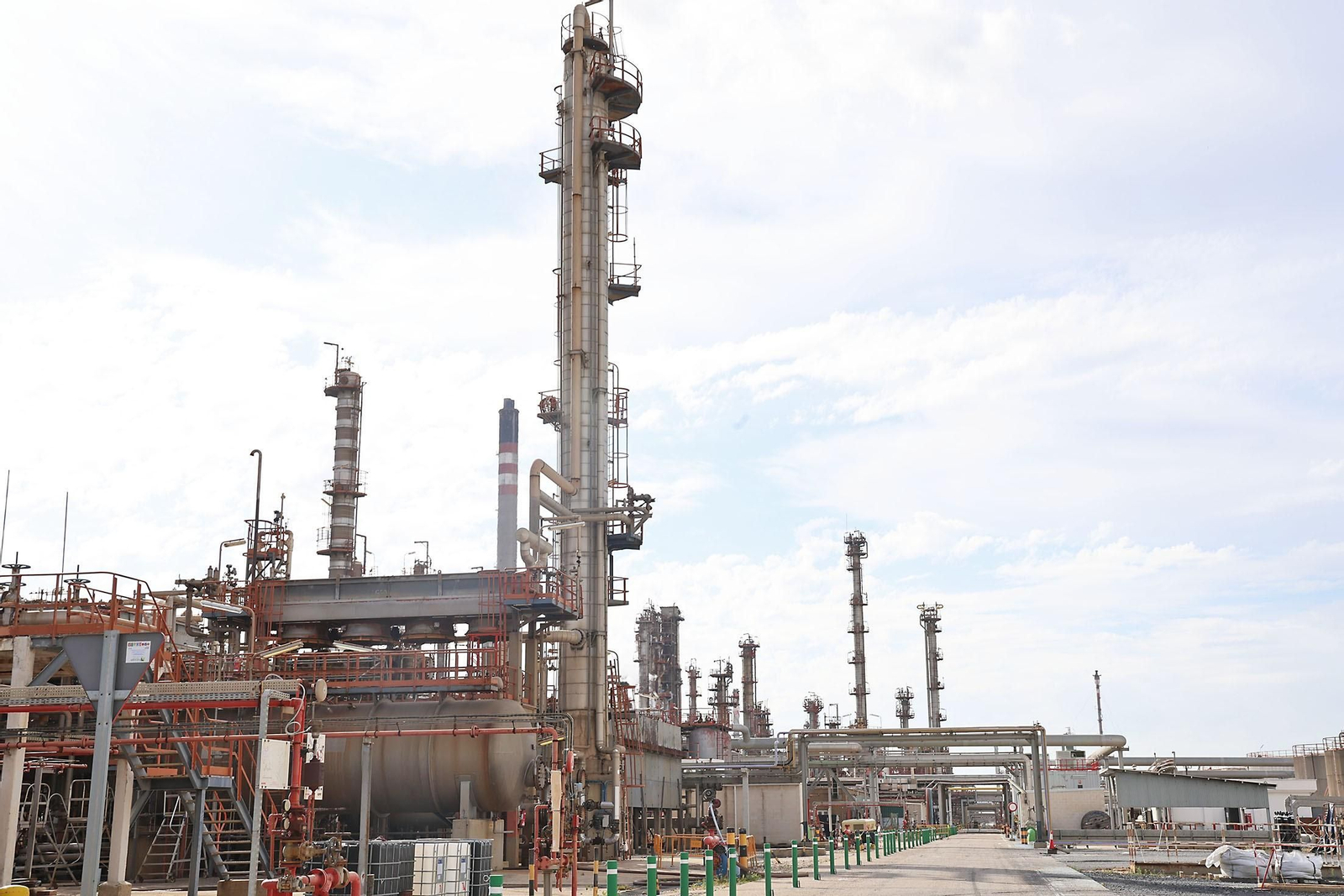 Refinería Moeve en Huelva.