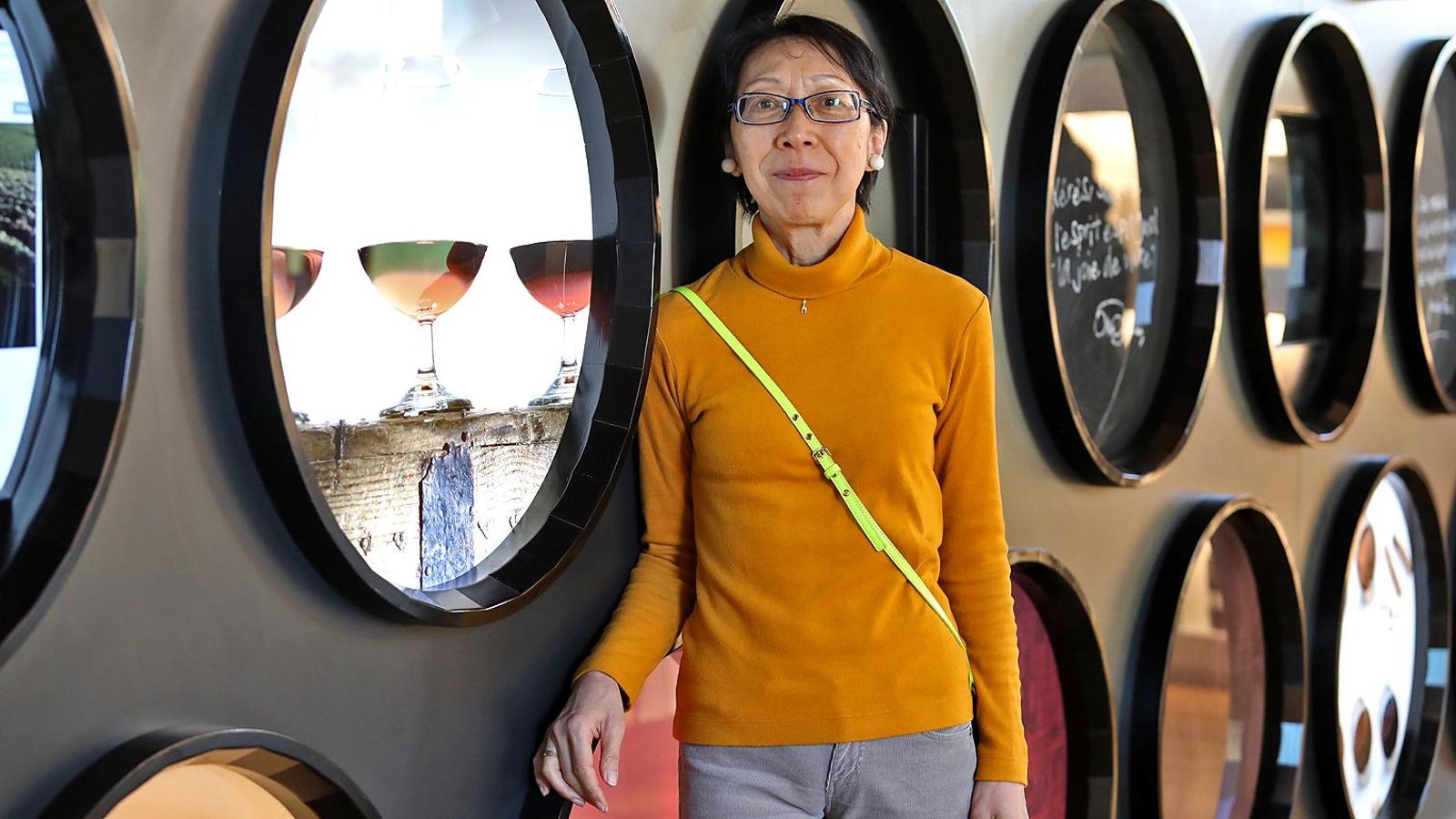 La periodista especializada en vinos españoles y portugueses, en particular los de Jerez, en la sede del Consejo Regulador.