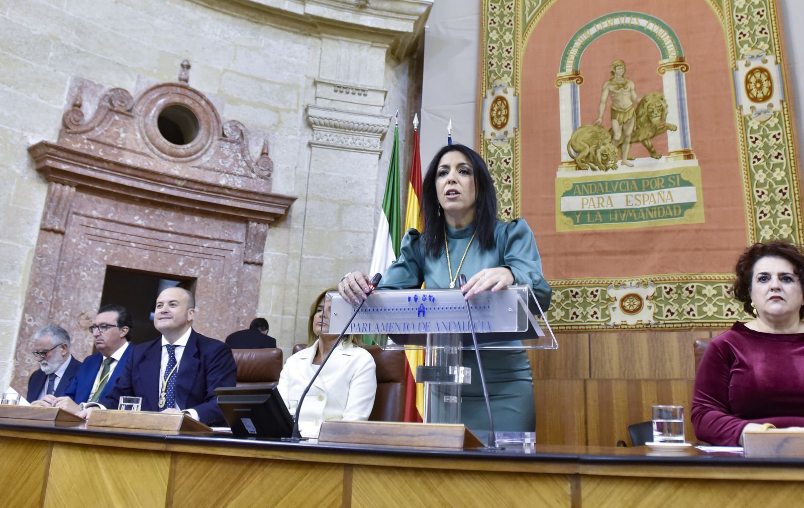 Acto institucional en el Pleno del Parlamento con motivo del Día de Andalucía