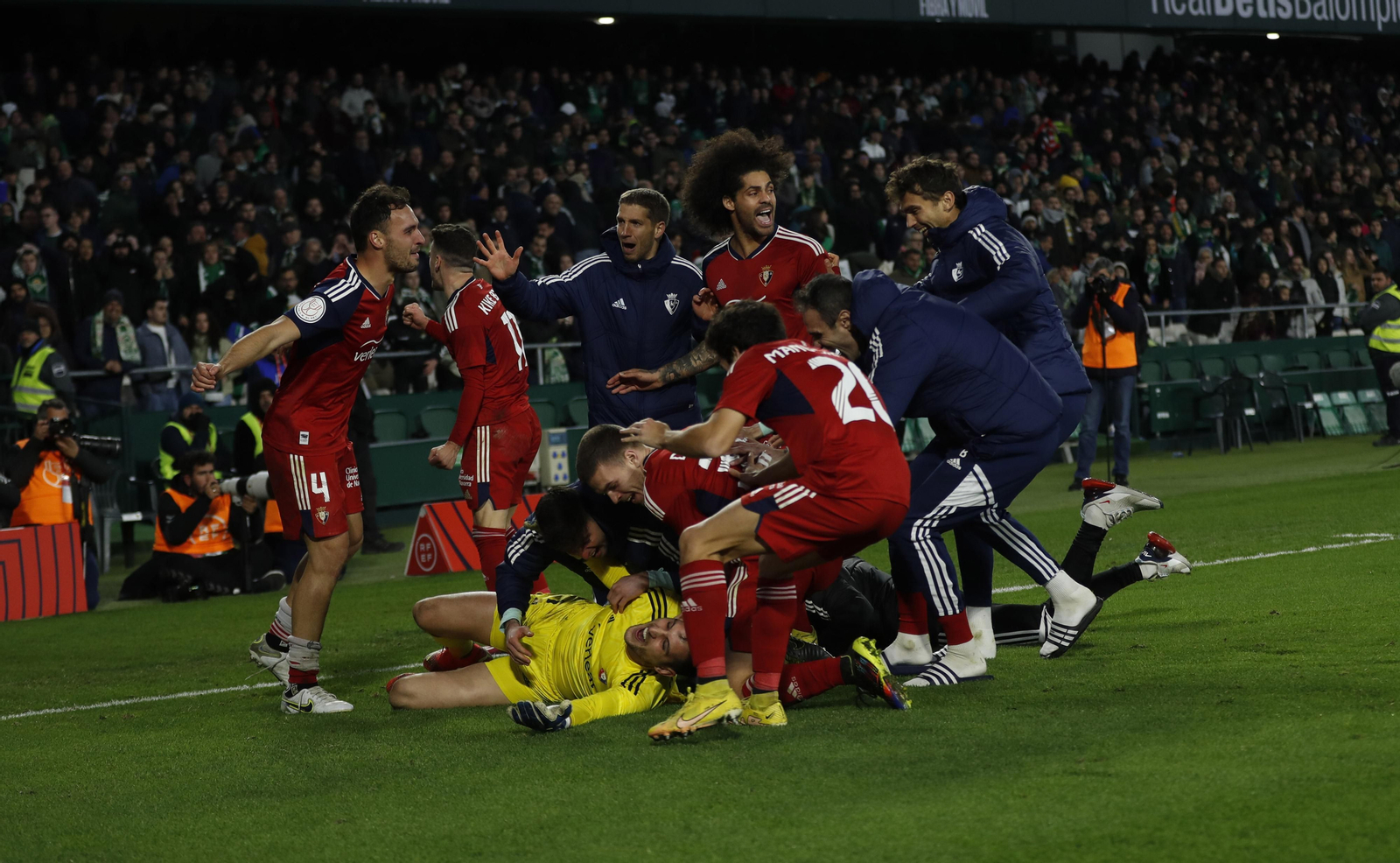 Las imágenes del Betis-Osasuna de Copa del Rey