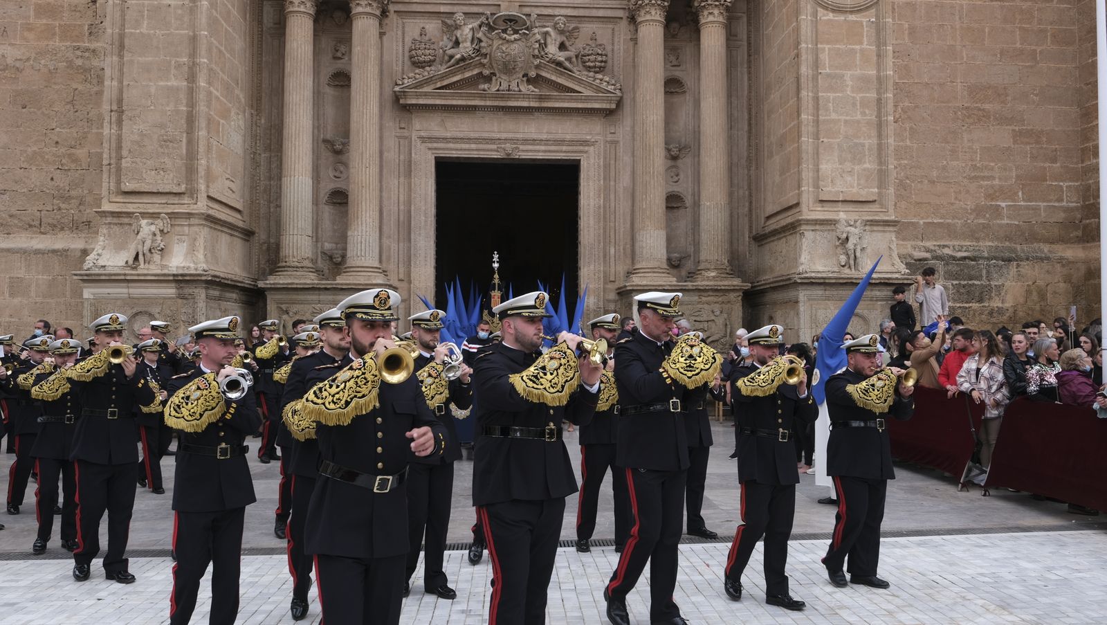 Procesión de Prendimiento en Almería, en imágenes