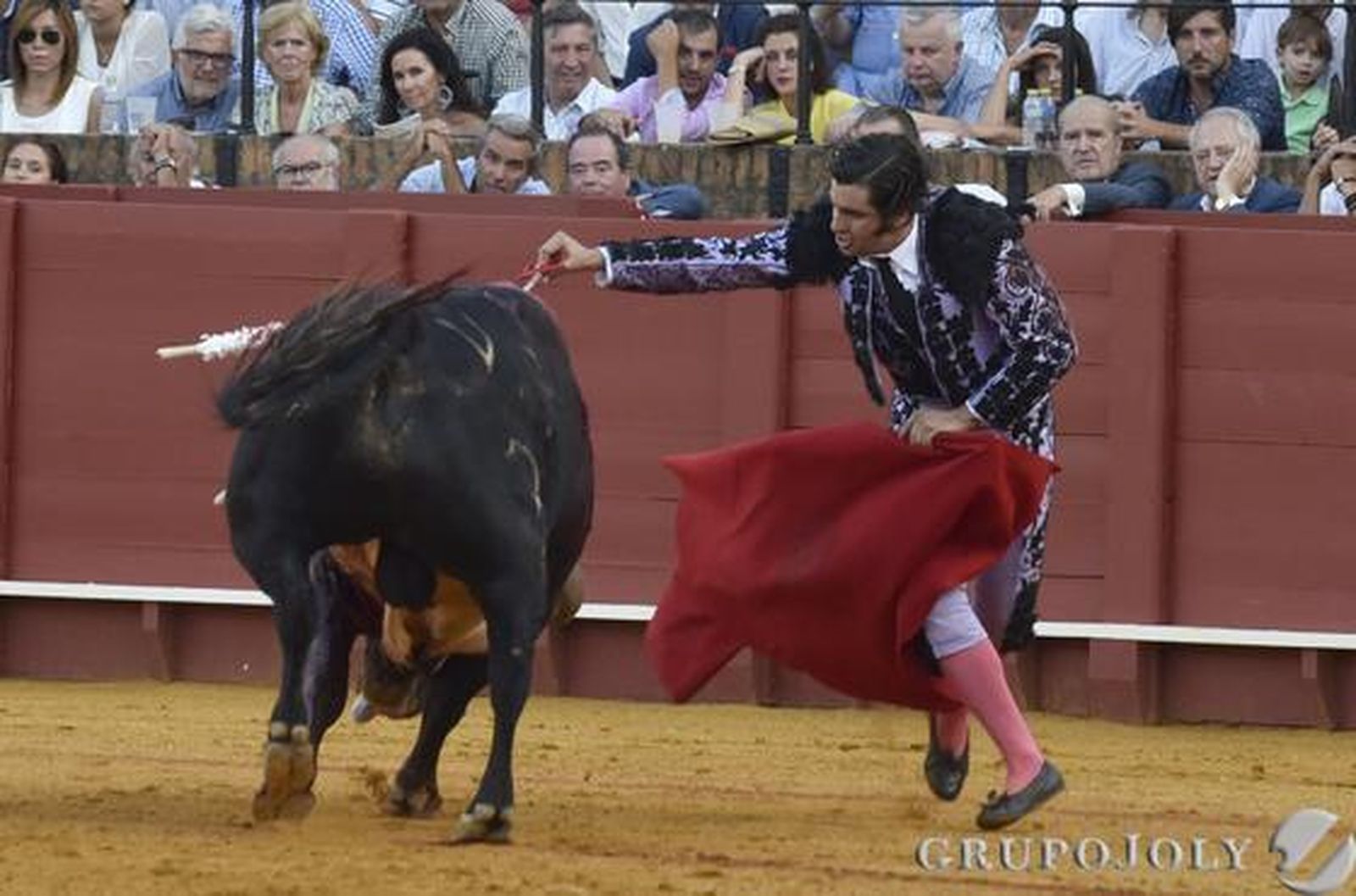 Morante de la Puebla en el cuarto toro./ Juan Carlos Vázquez