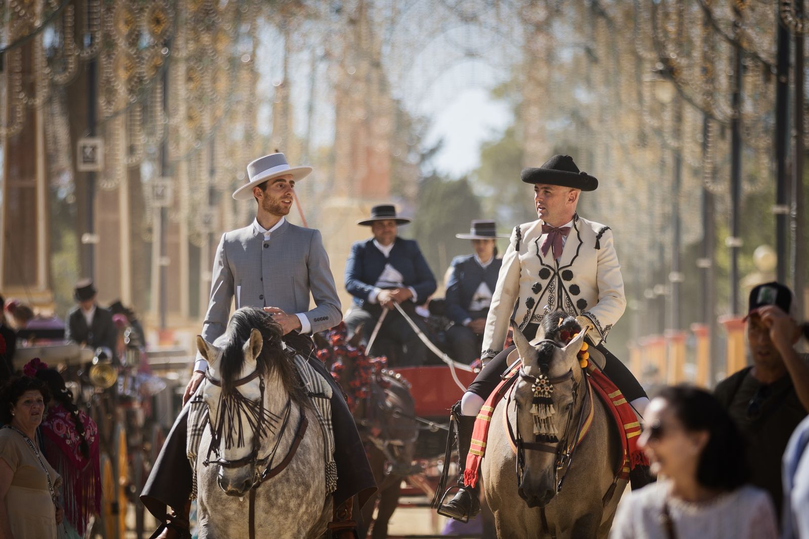 Calor y ambiente en el último día de la Feria de Jerez