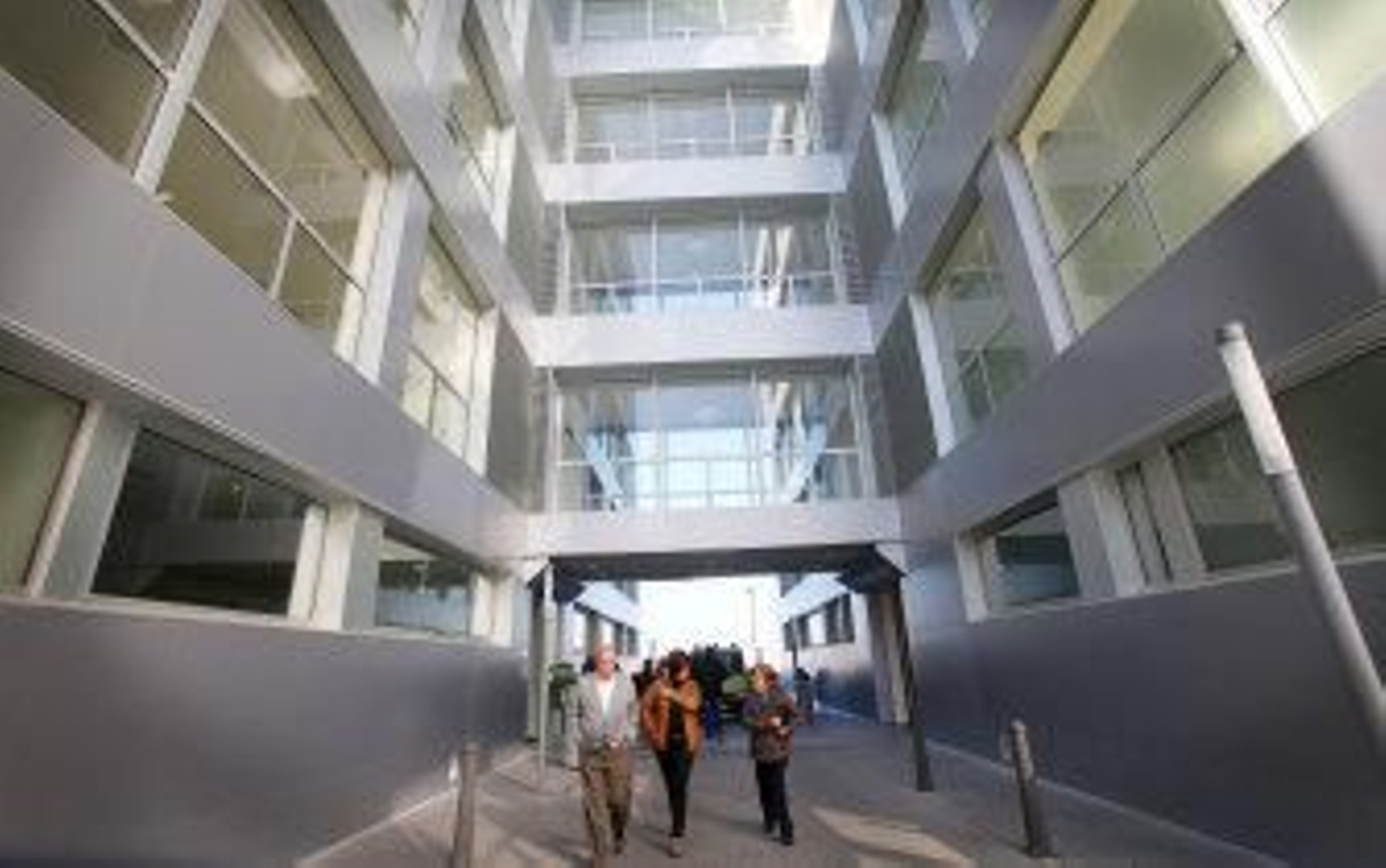 La demanda obliga al hospital a abrir camas dos días después de cerrarlas