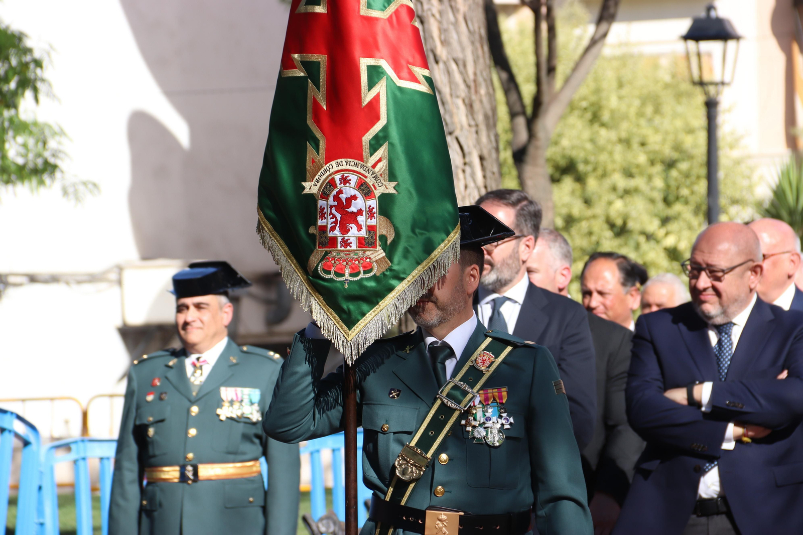 El gran desfile de la Guardia Civil en Montilla, en imágenes