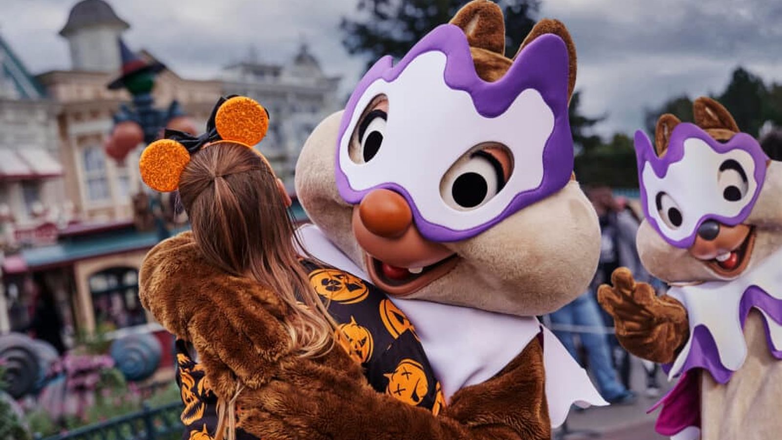 Chip y Chop disfrazados por Halloween