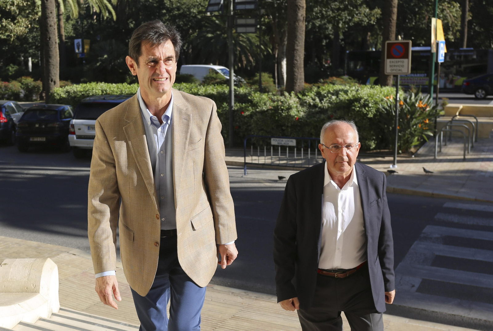 Gonzalo Hervás, a la izquierda en la imagen.