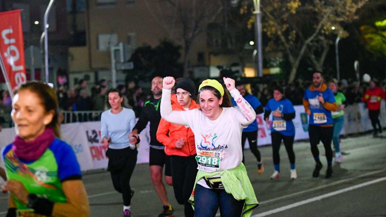En imágenes: búscate en tu llegada a meta de la Carrera de San Antón 2025 (10)