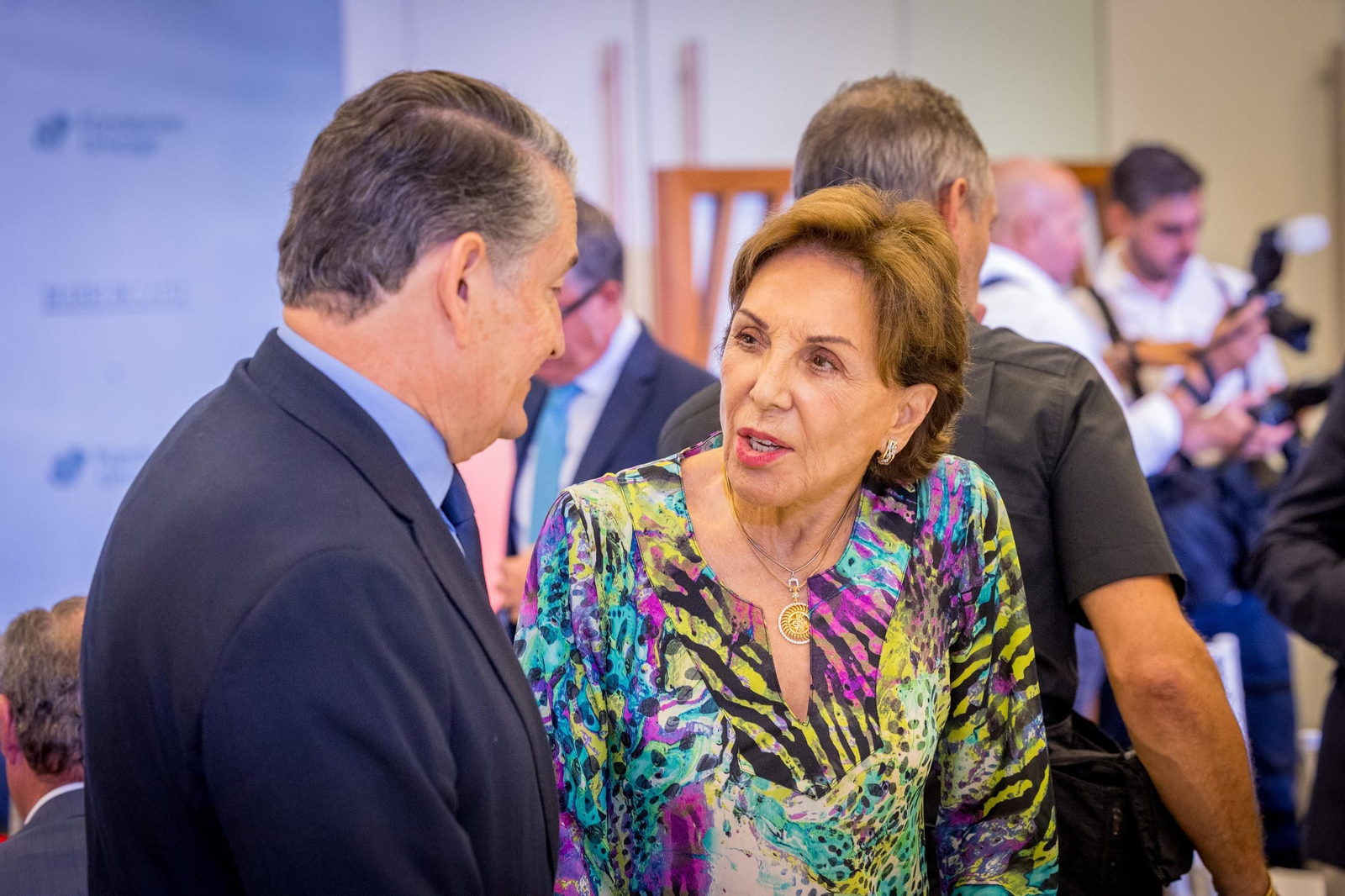 Las imágenes de la entrega del IX Premio Federico Joly a José Bohórquez Mora-Figueroa en Cádiz