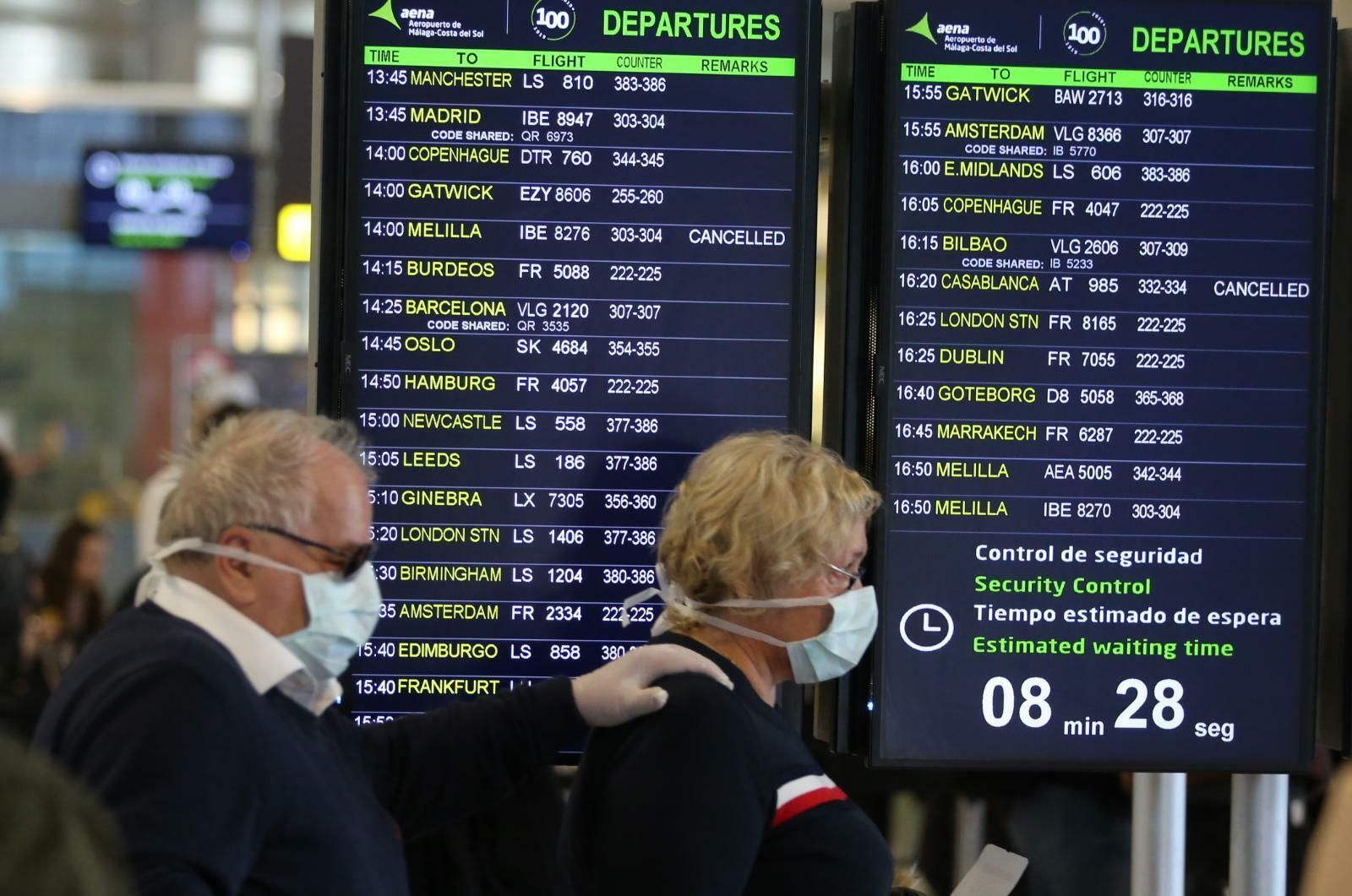 Fotos del 'overbooking' registrado en el aeropuerto de Málaga