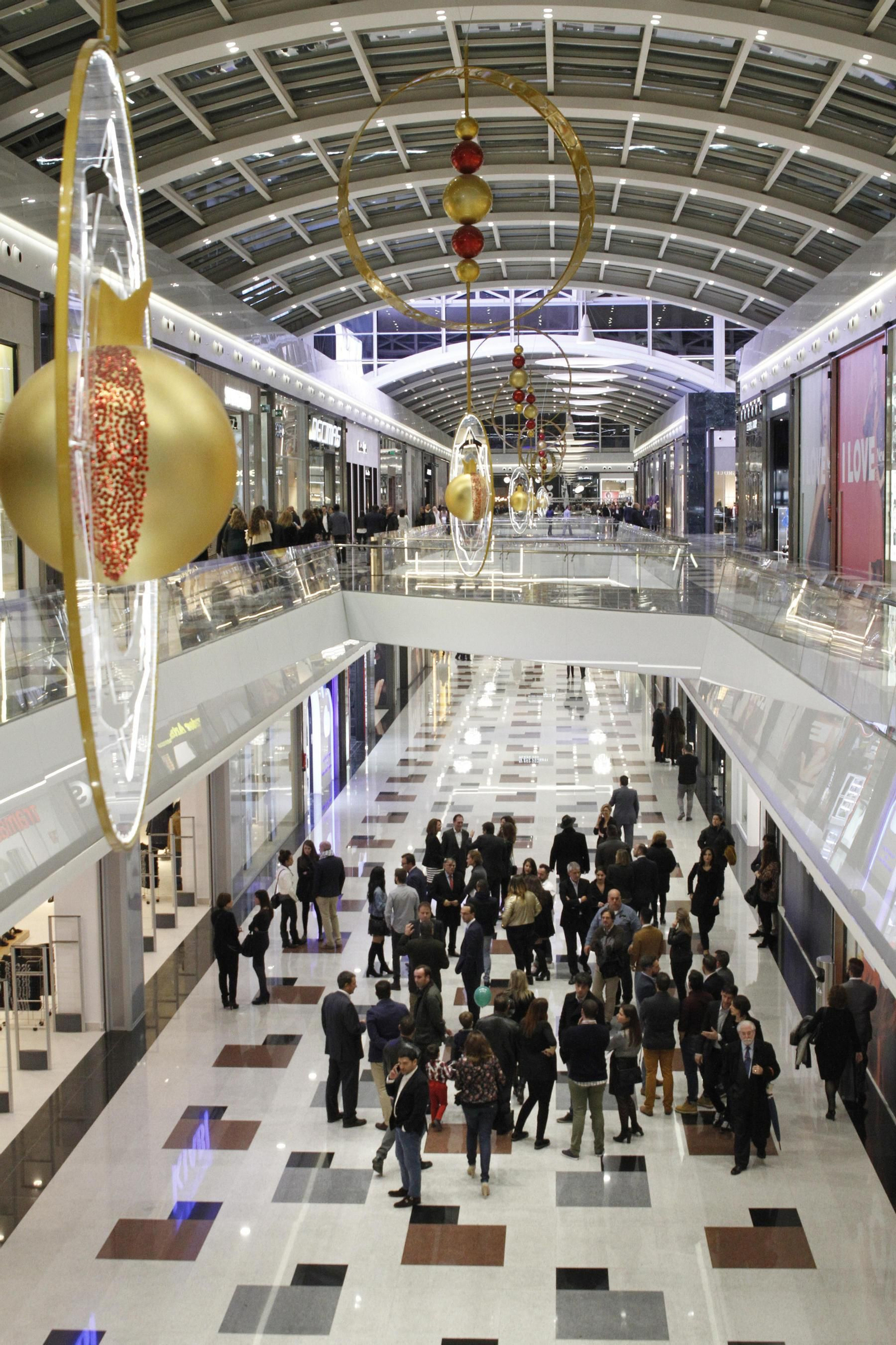 Fiesta en Granada por la apertura del Nevada