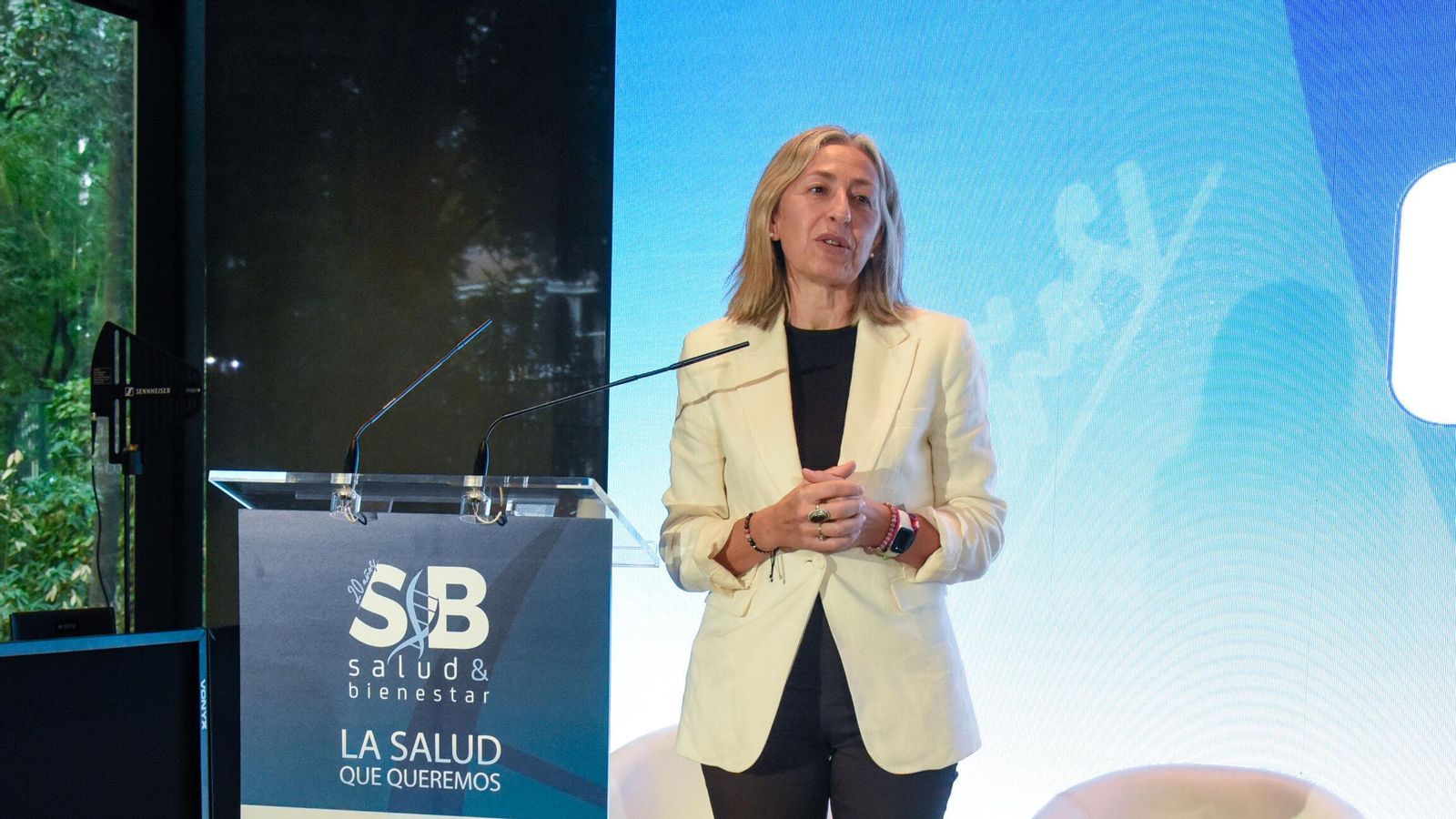 La consejera de Salud y Consumo durante la apertura del encuentro.